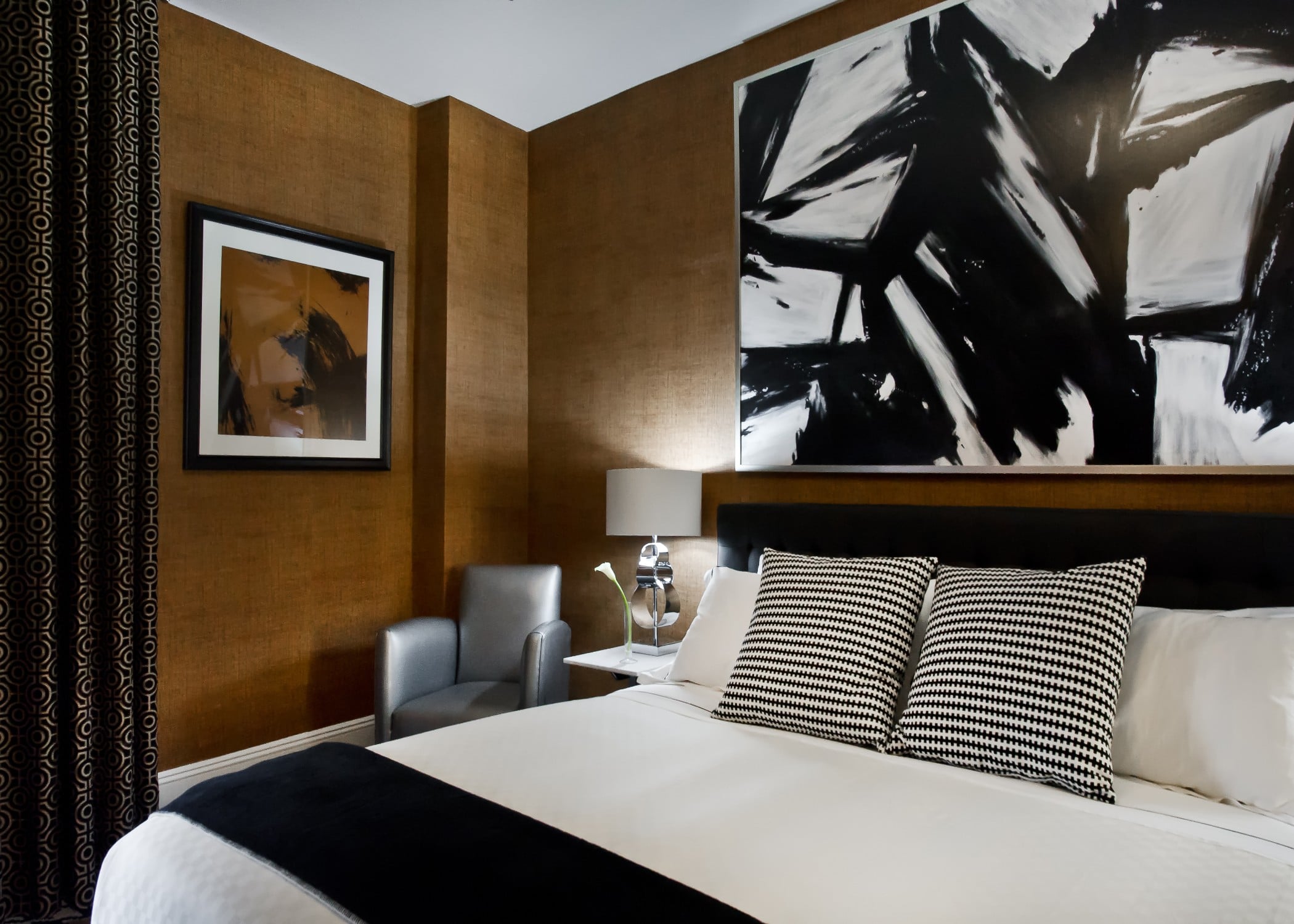 Room Deluxe King Bed