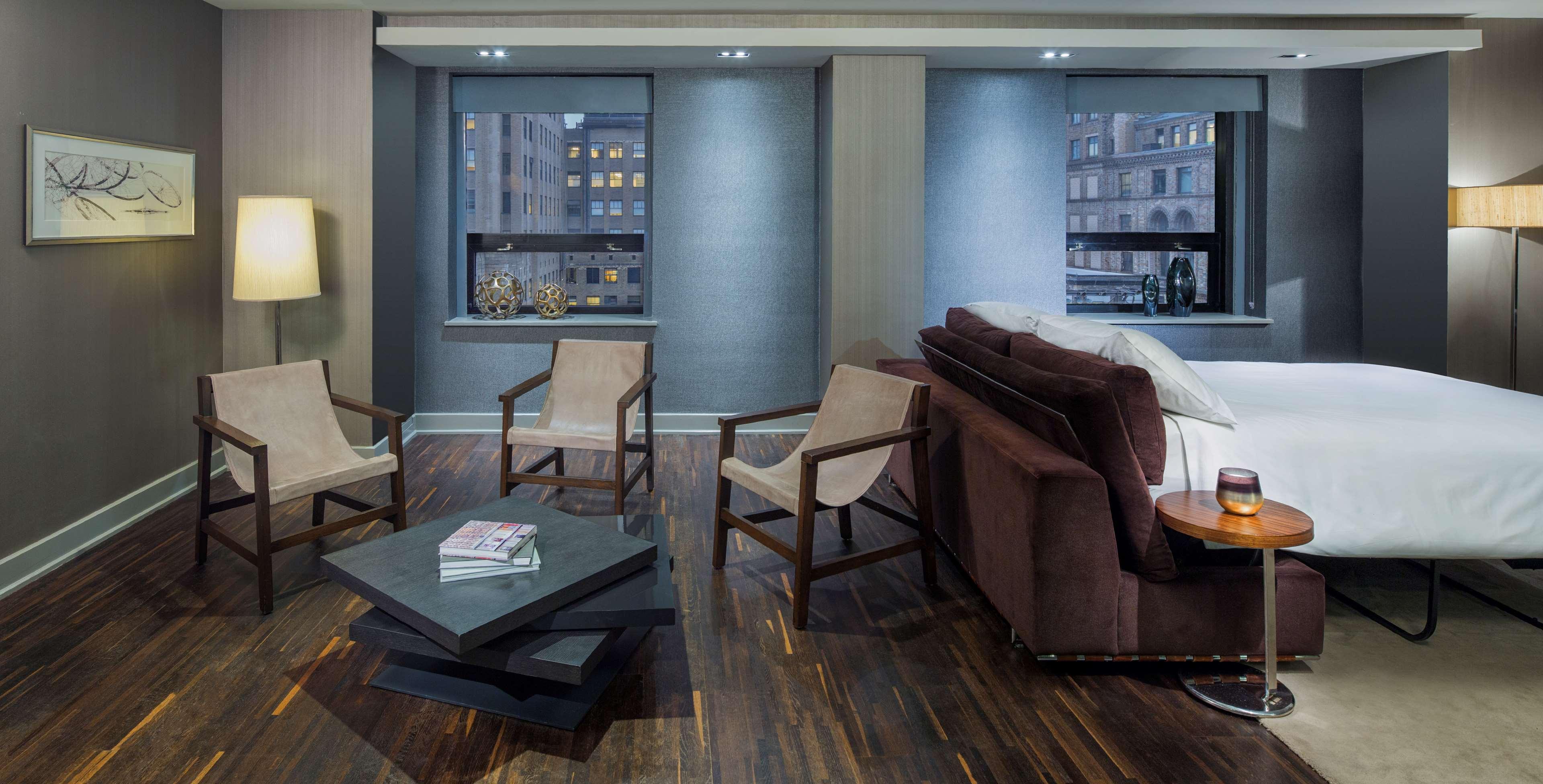 Double Queen Bed Non Smoking