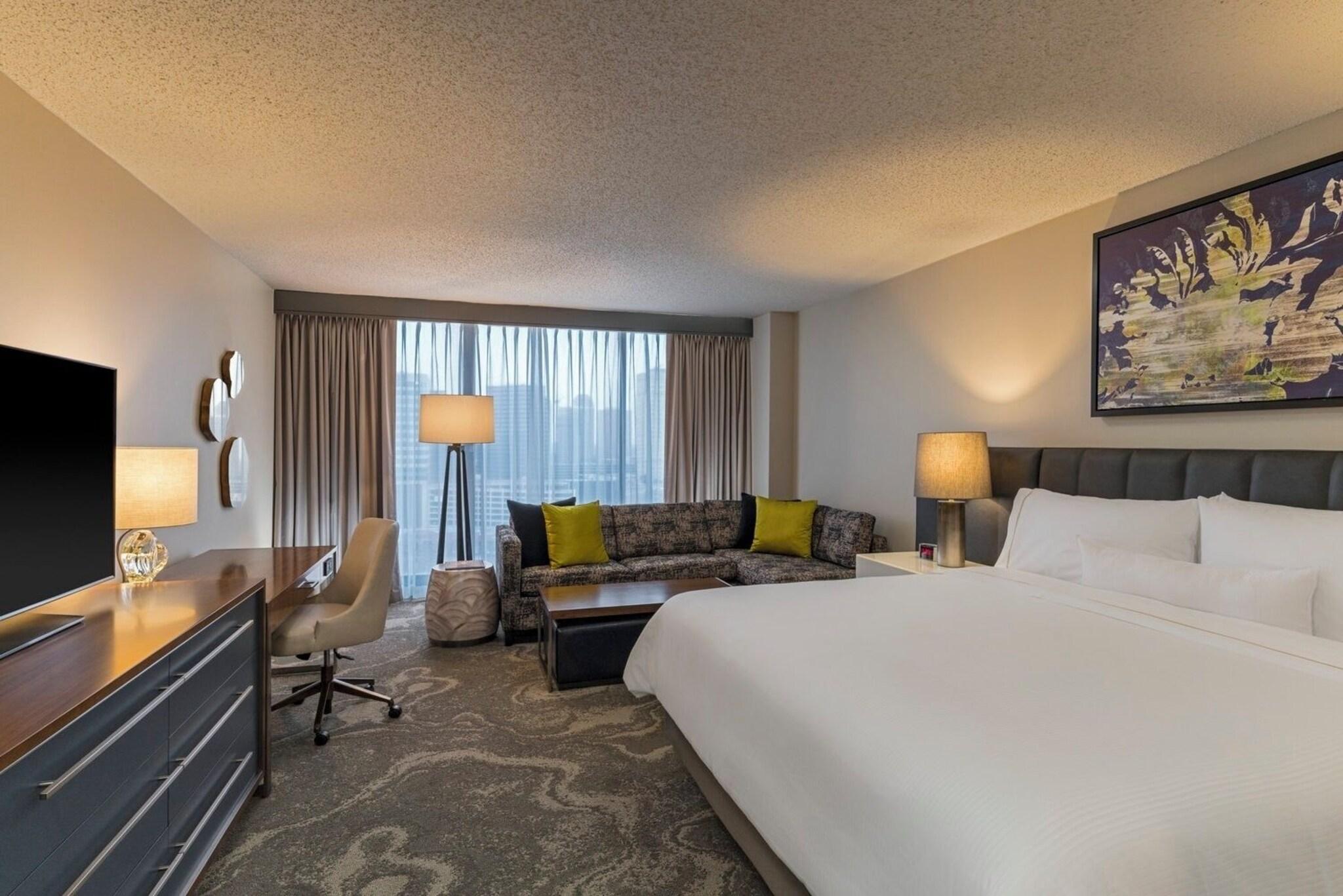 Double Deluxe King Bed