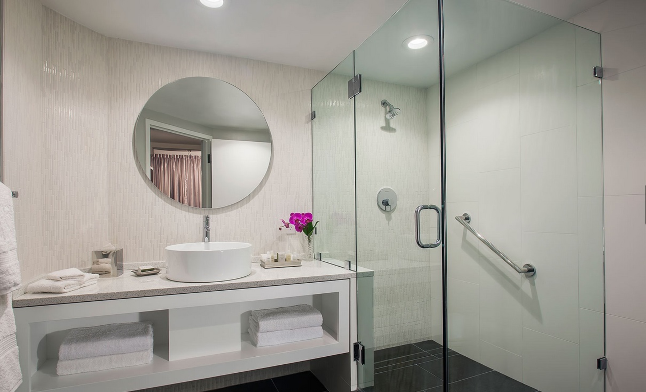 Room Accessible-two Queen Beds