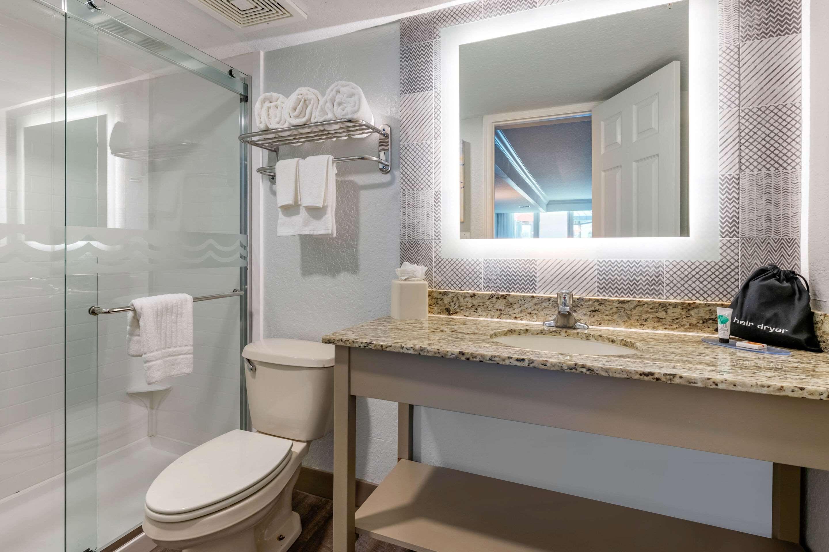 Suite Two Queen Beds Non Smoking