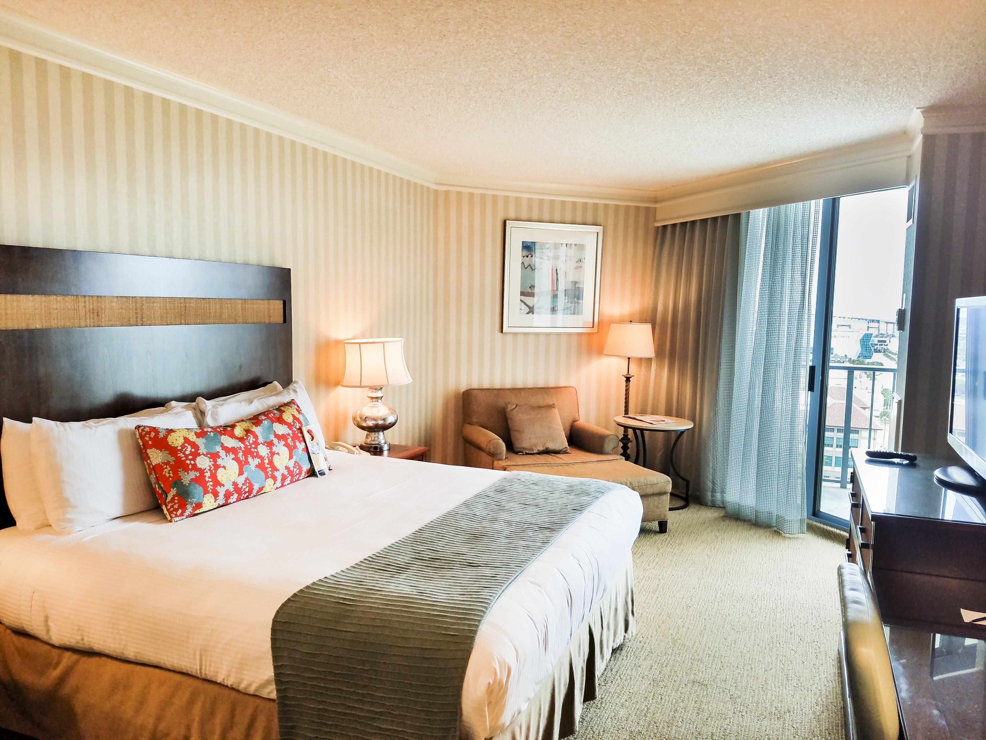 Double Deluxe King Bed