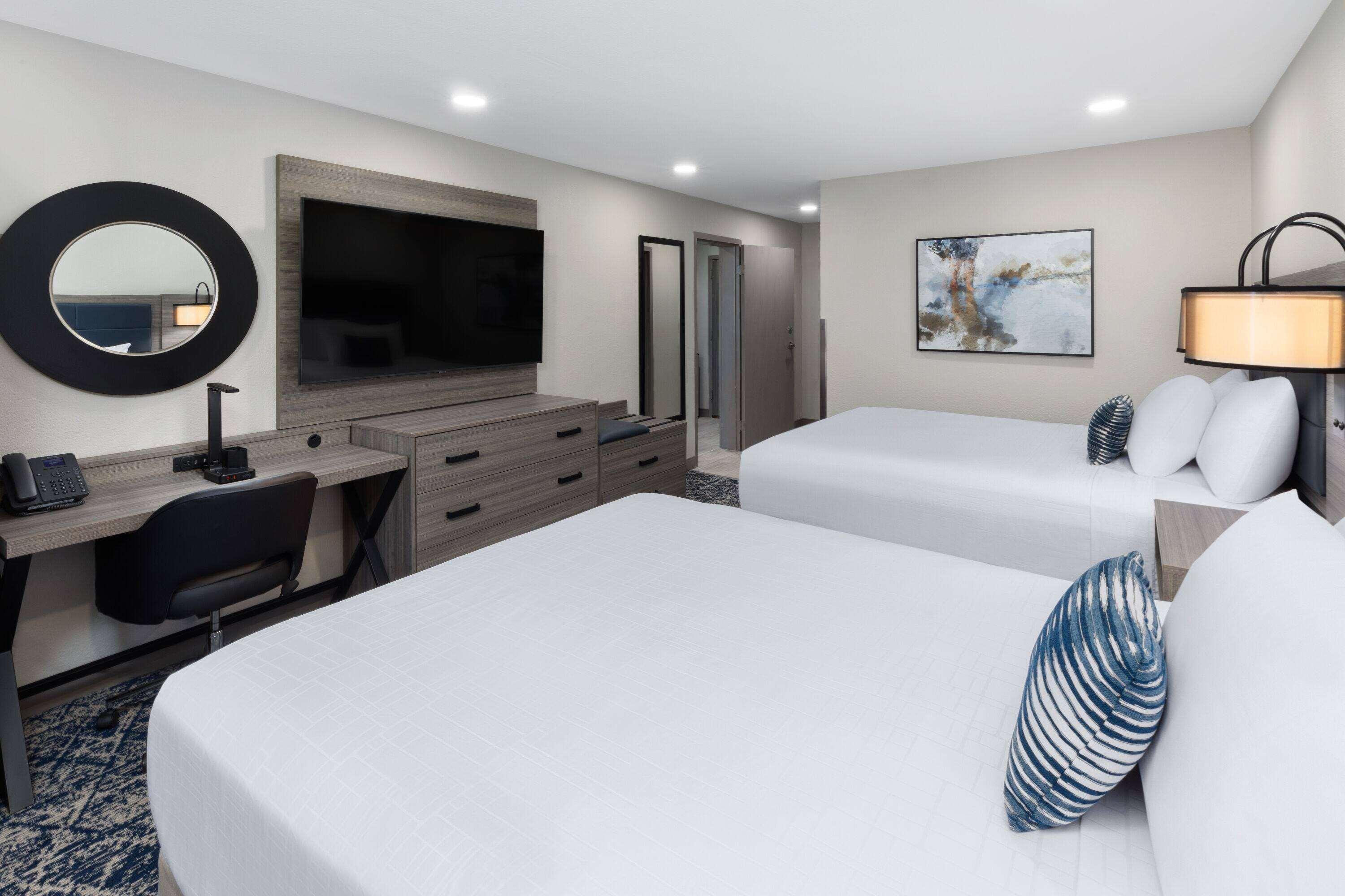 Suite Two Queen Beds