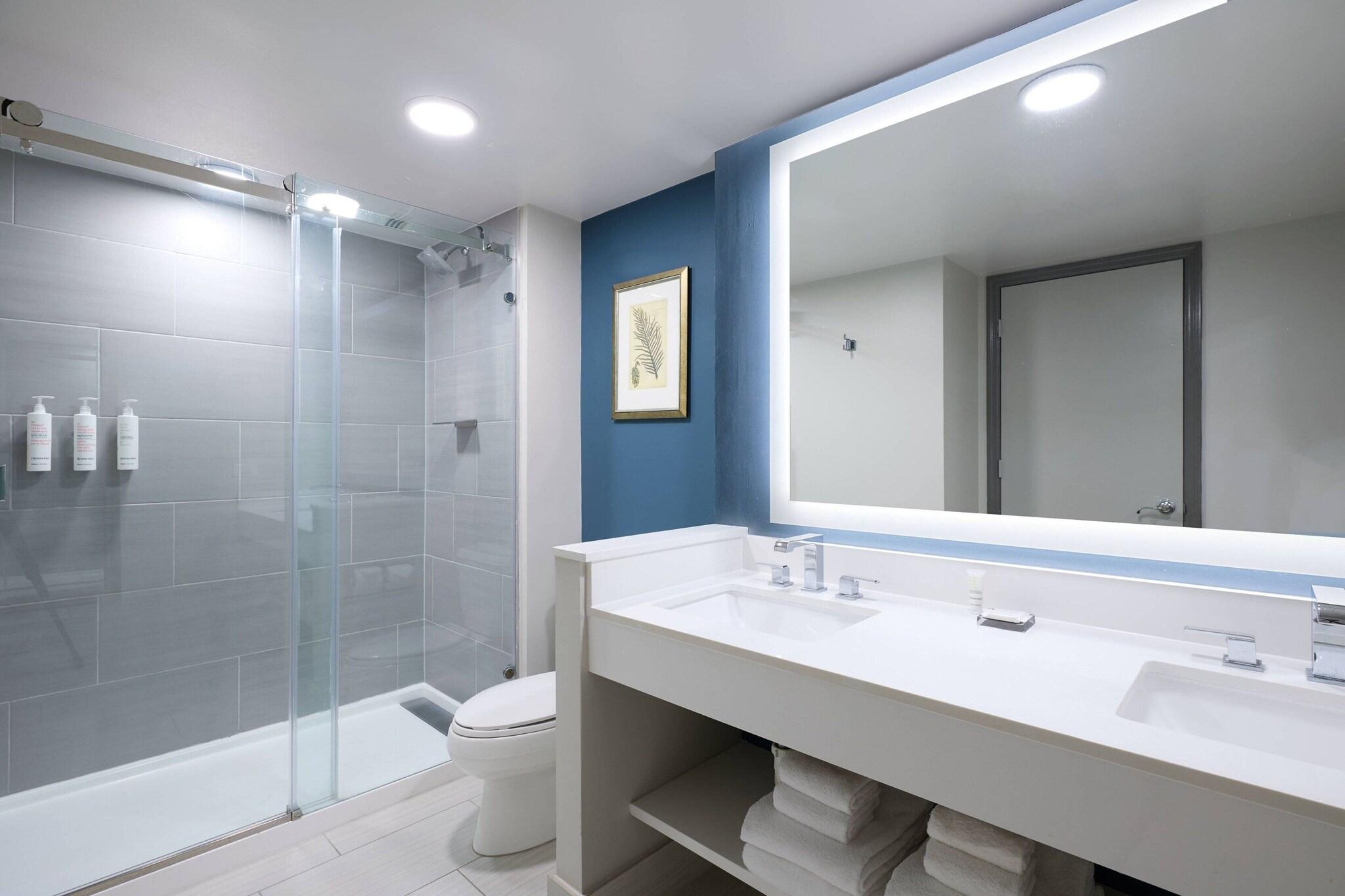Suite One Bedroom with Views