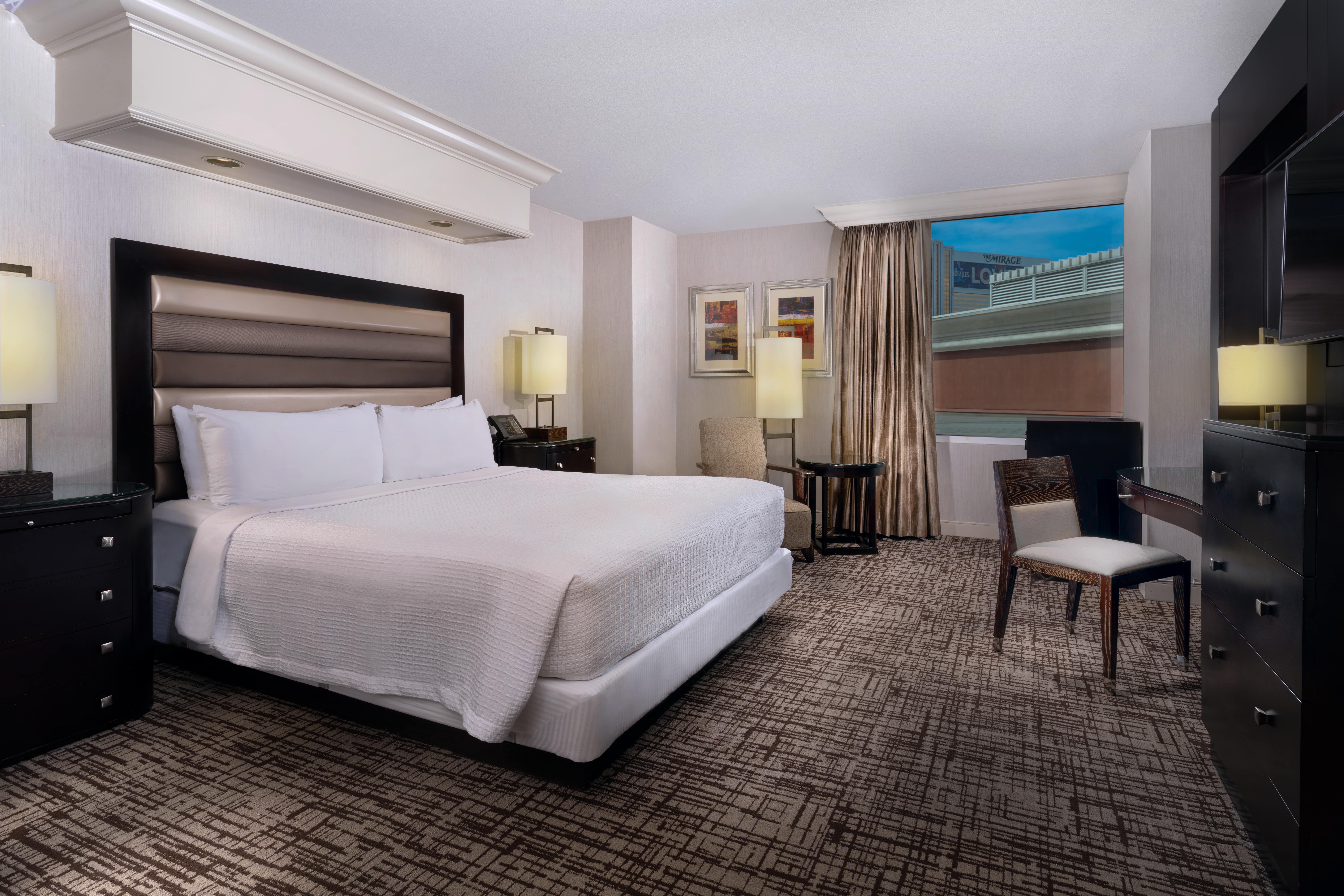 Triple Deluxe Non Smoking