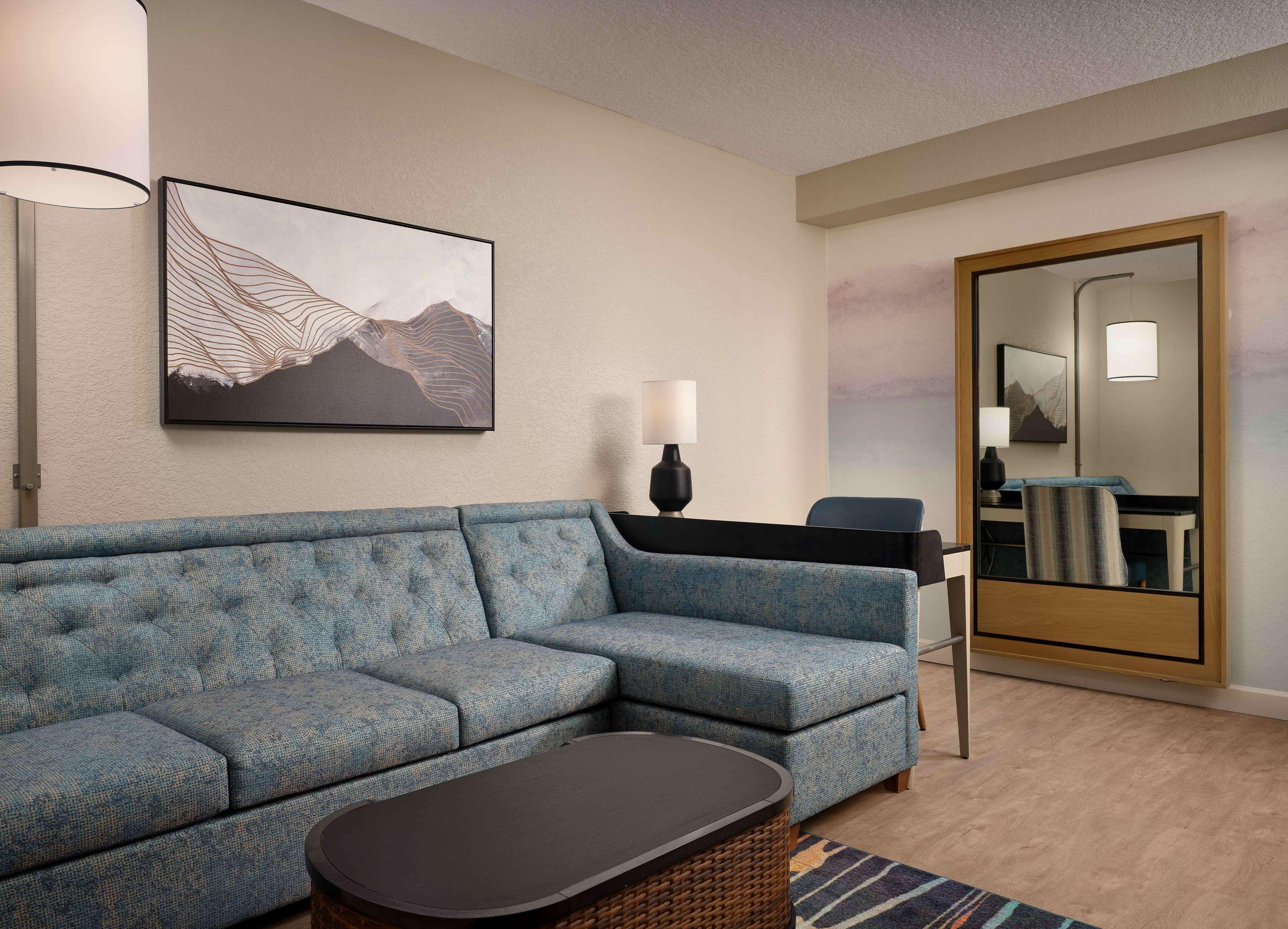 Suite Queen Size Bed