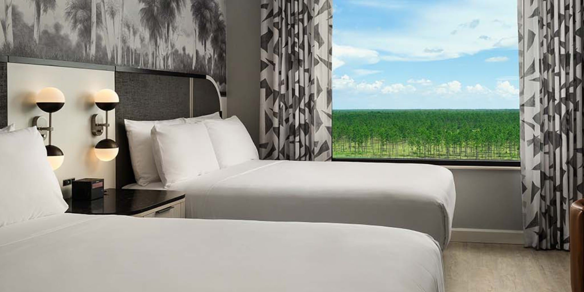 Suite Queen Size Bed