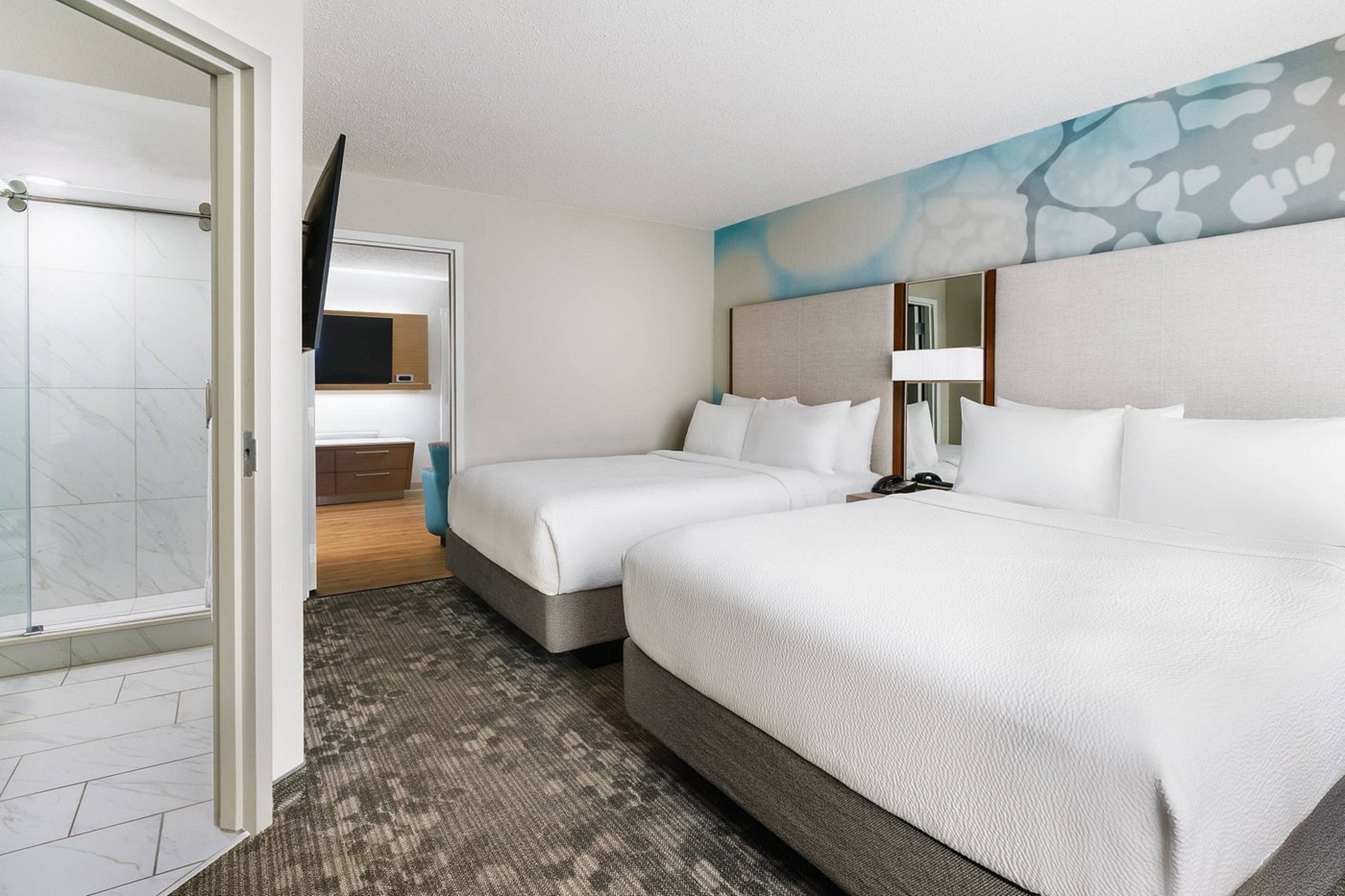 Suite Two Queen Beds