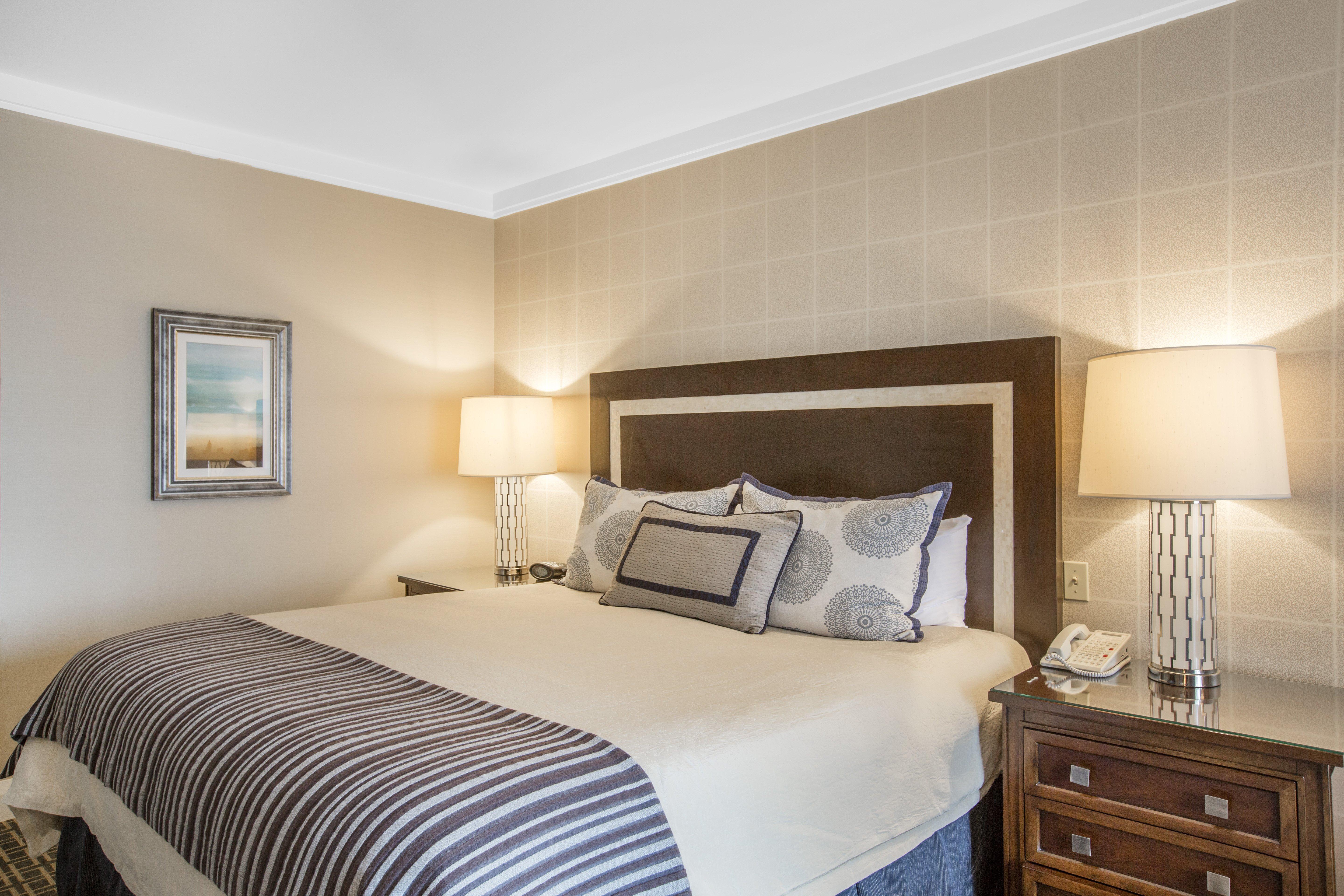 Double Deluxe King Bed