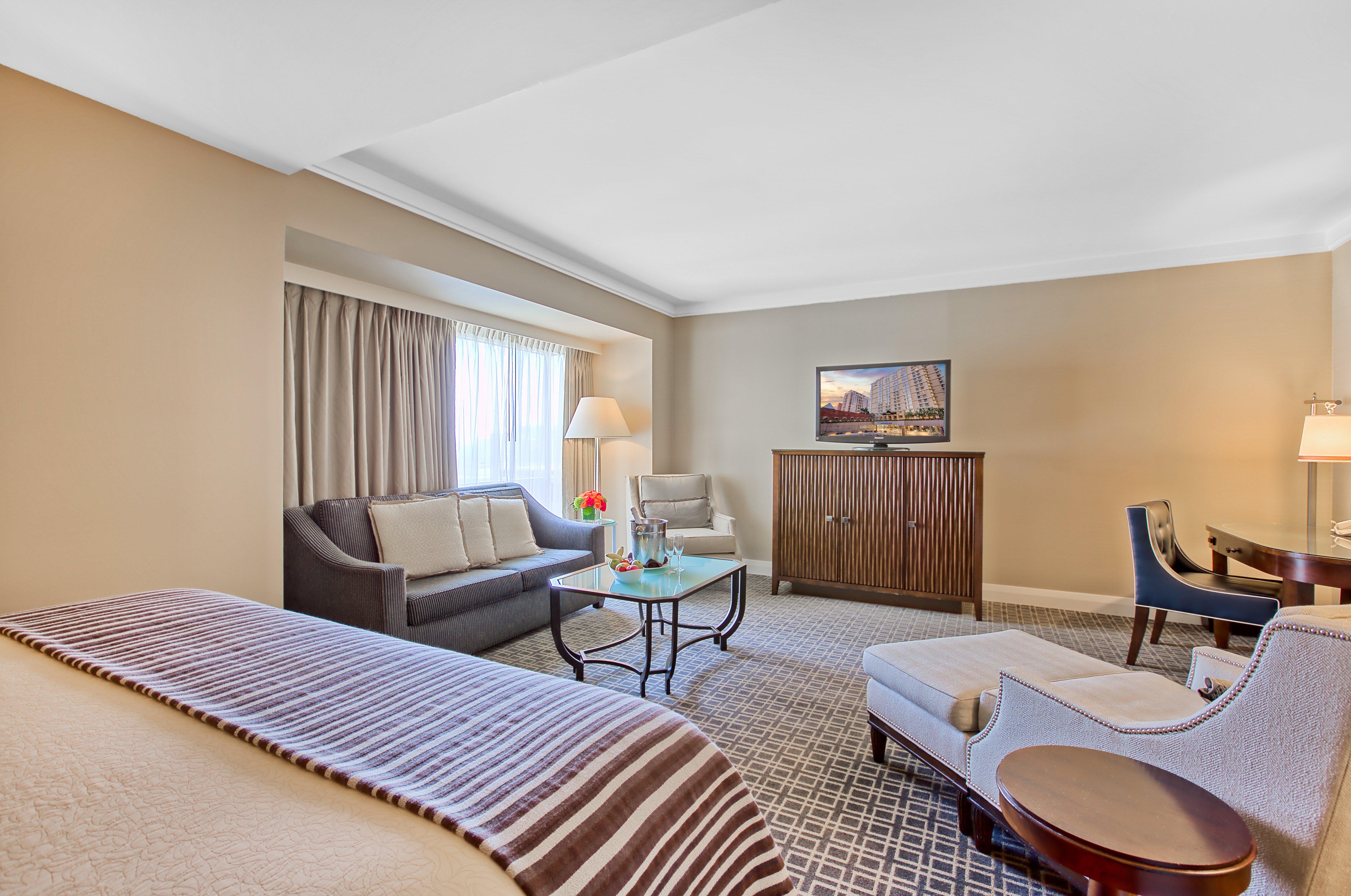 Double Club King Bed