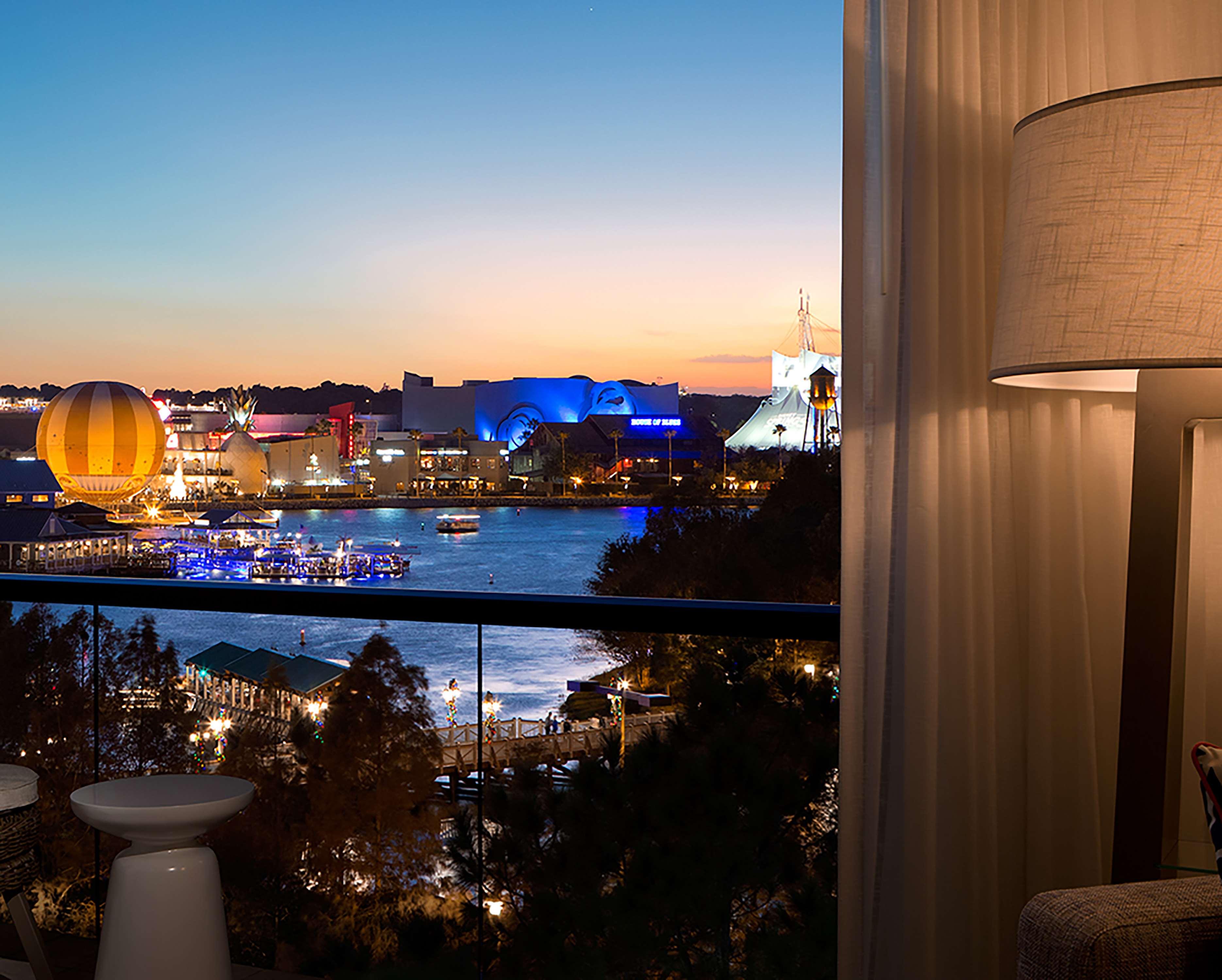 Double Two Queen Beds with Views