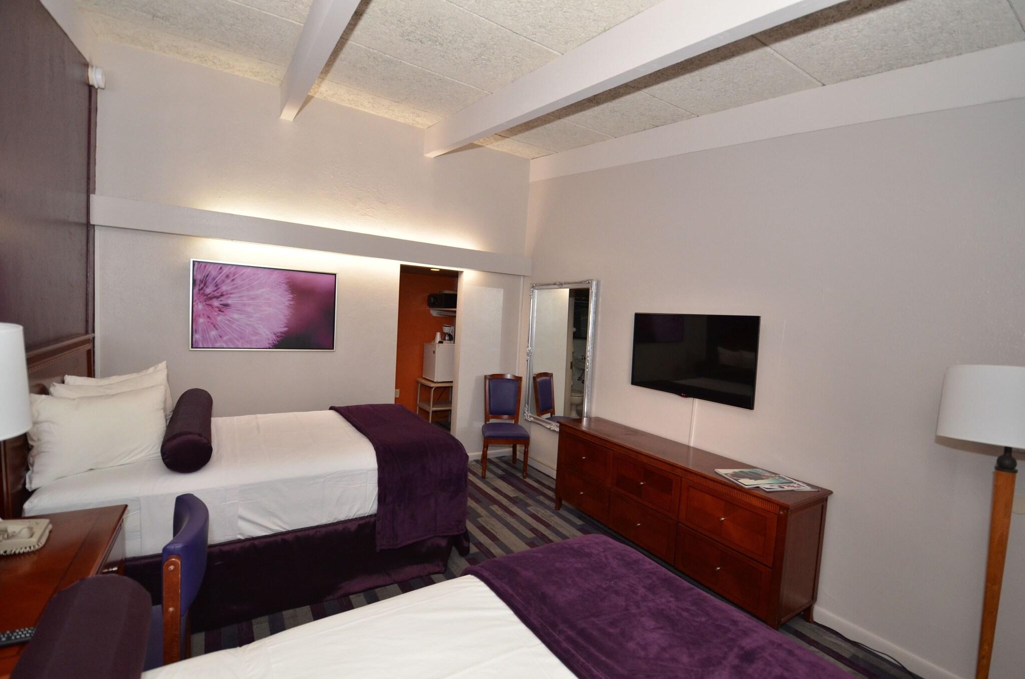 Quadruple Two Double Beds