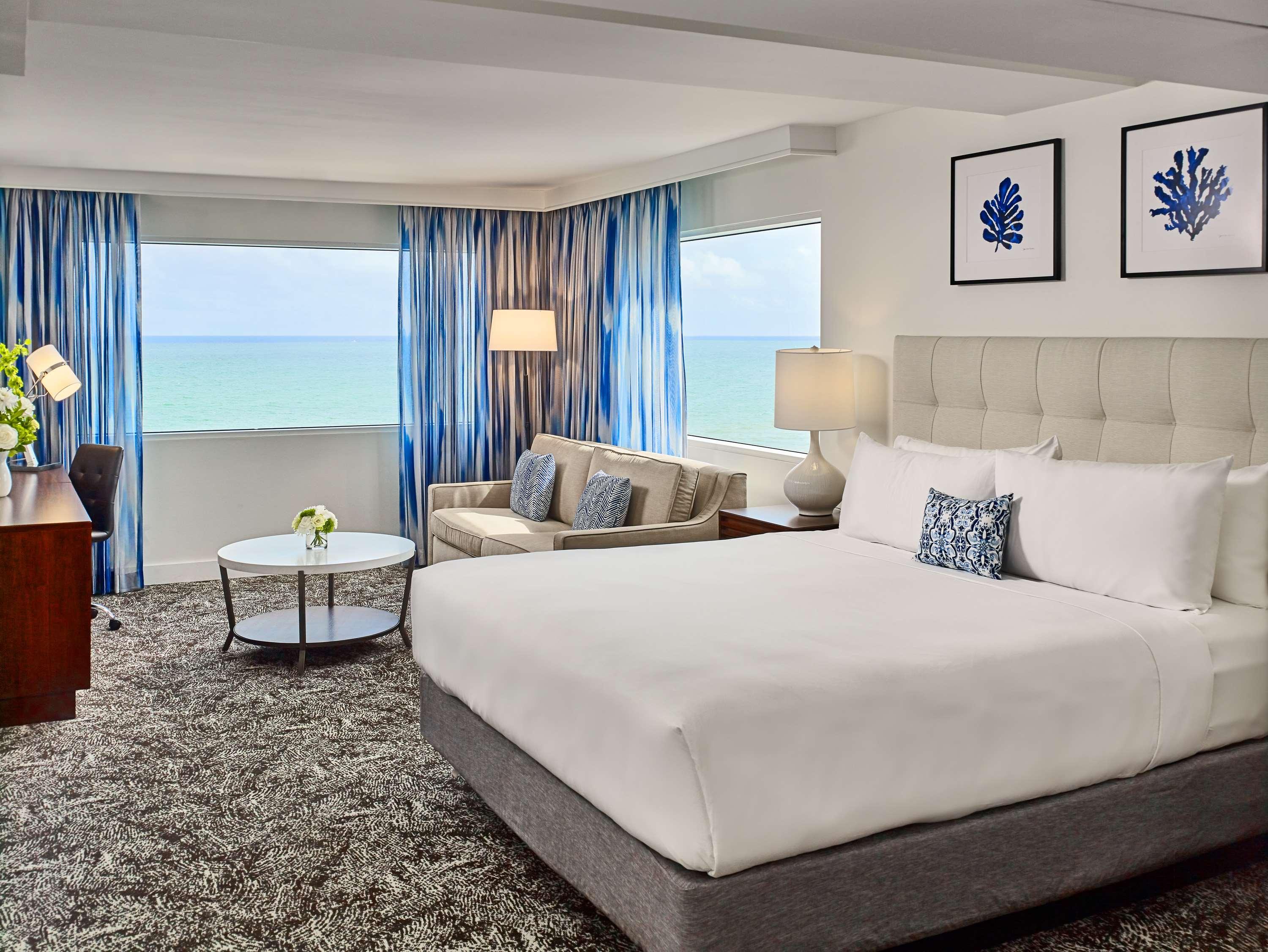Suite Ocean View King Bed