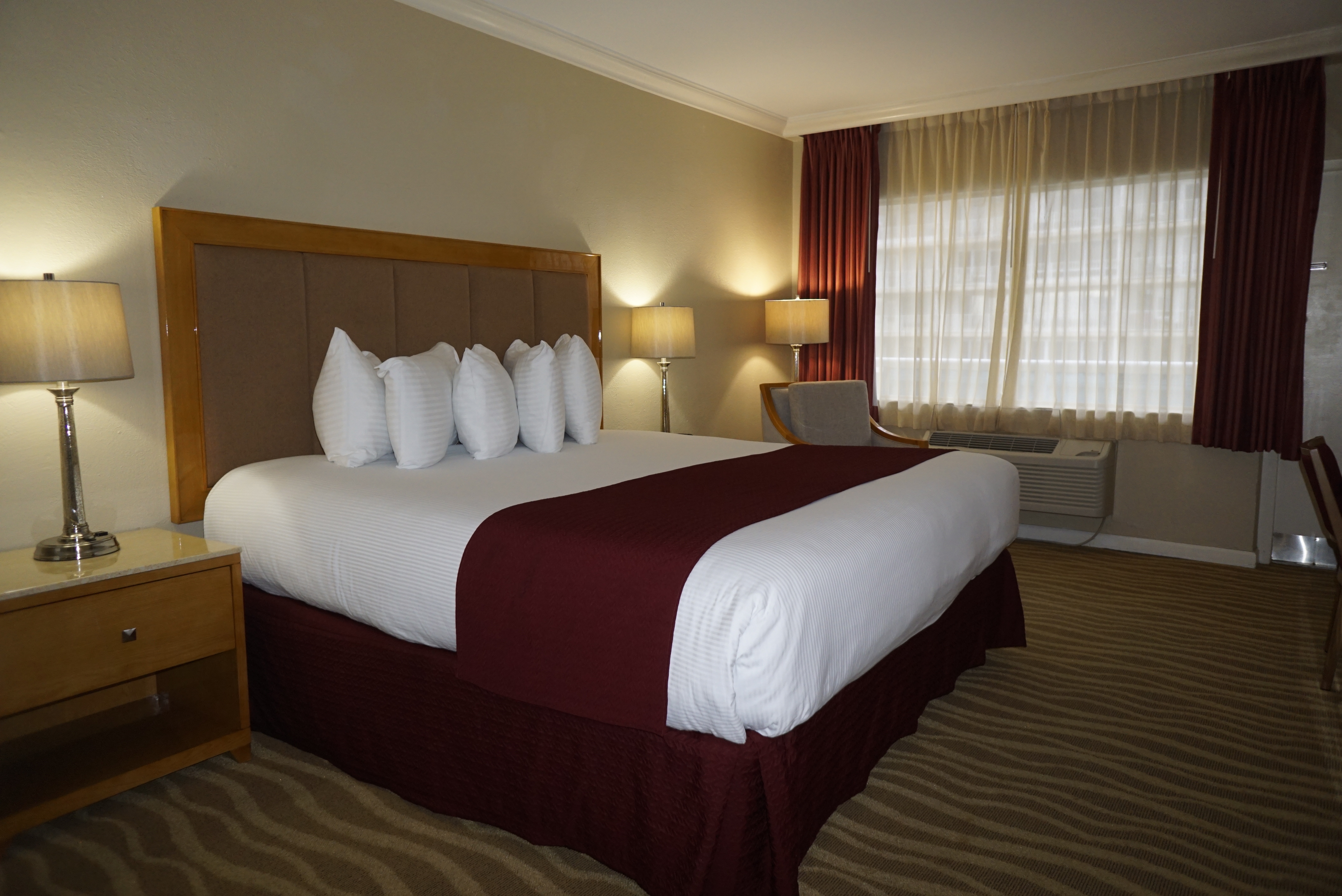 Double Deluxe King Bed