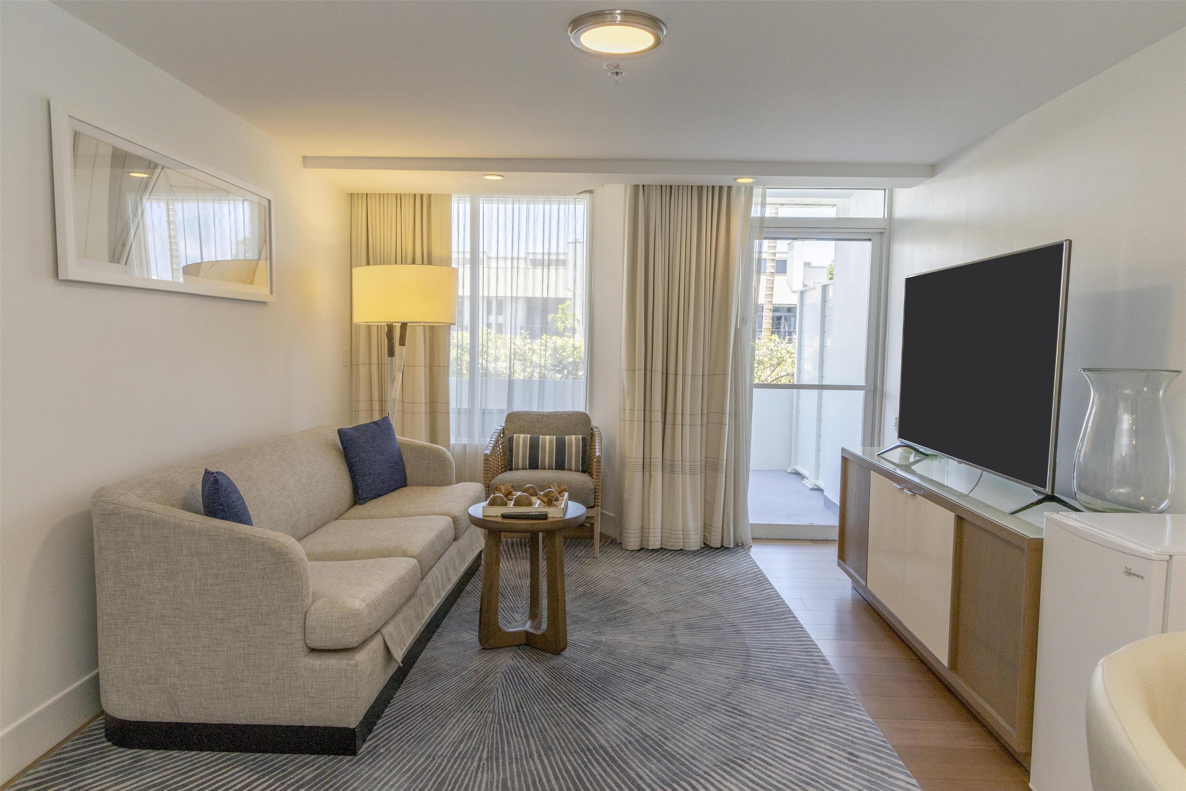 Suite King Size Bed
