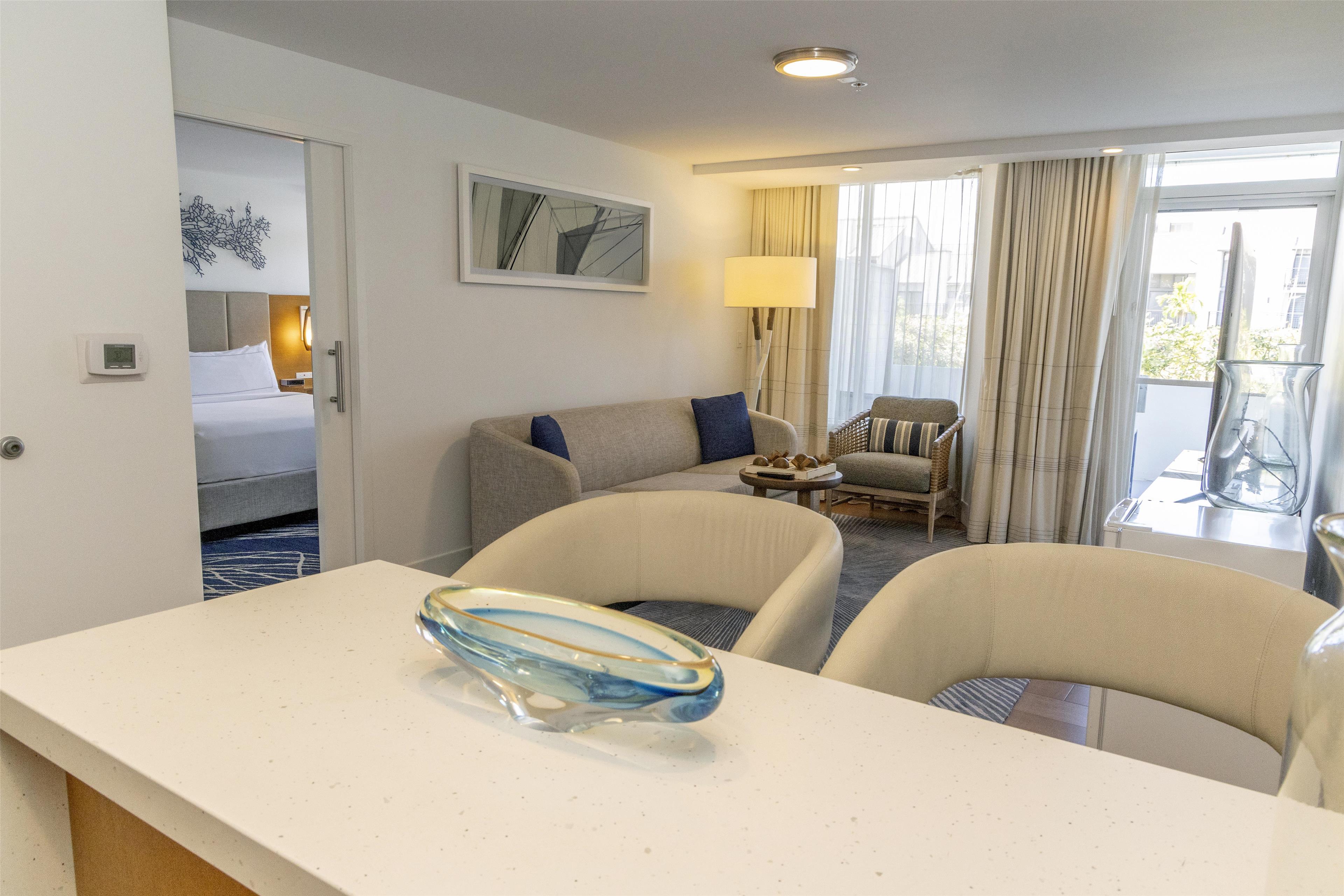Suite King Size Bed