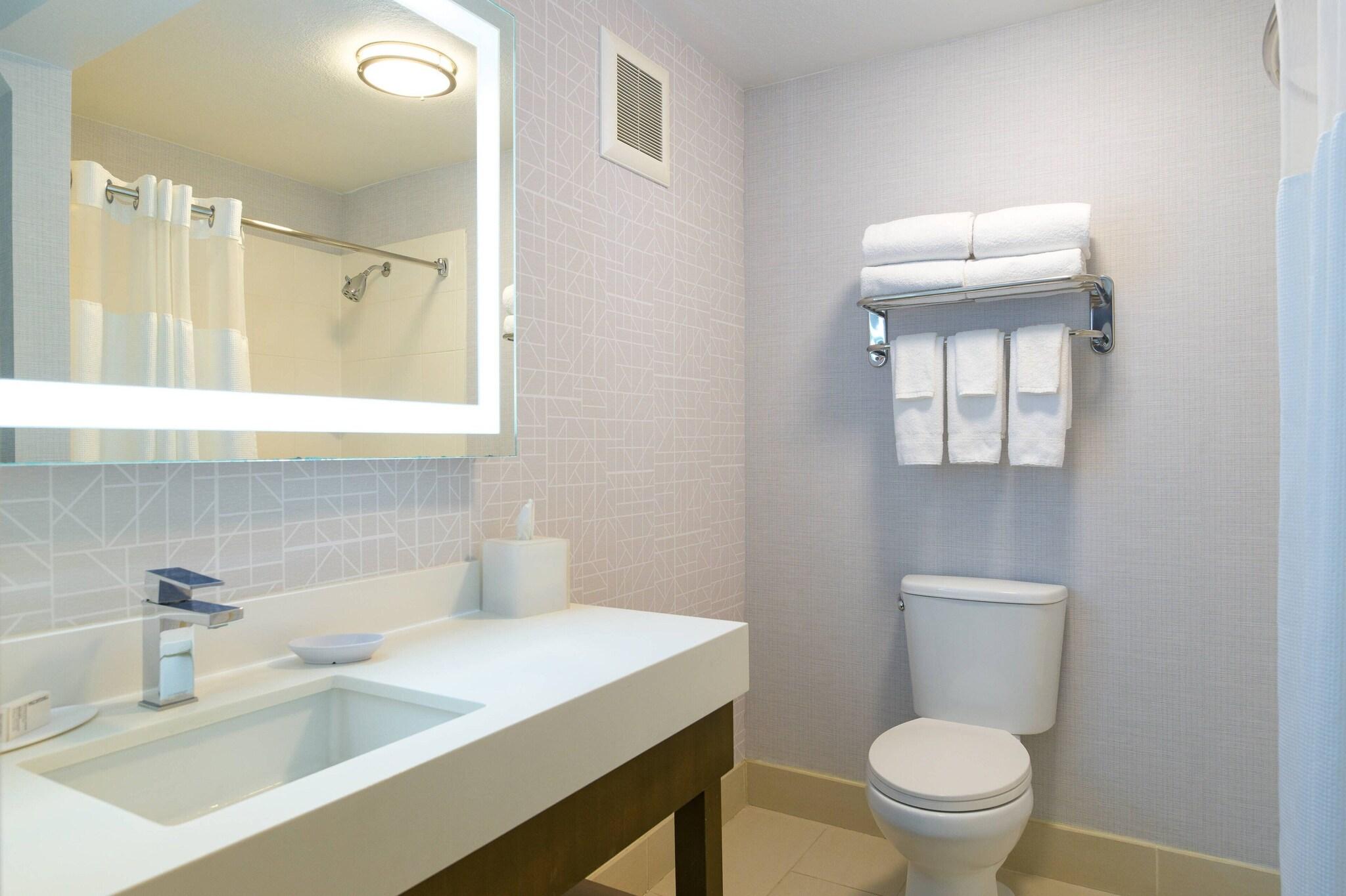 Double Deluxe Two Queen Beds