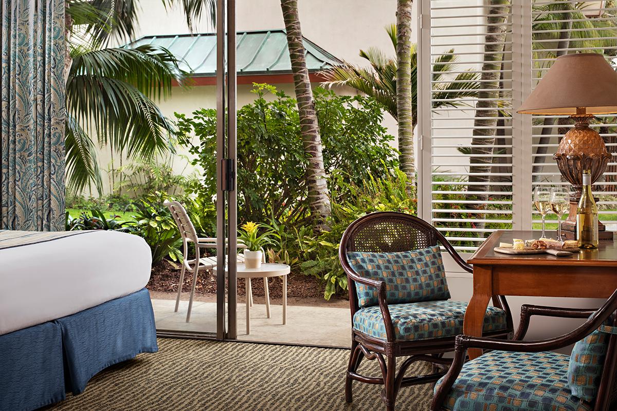 Double Garden View King Bed