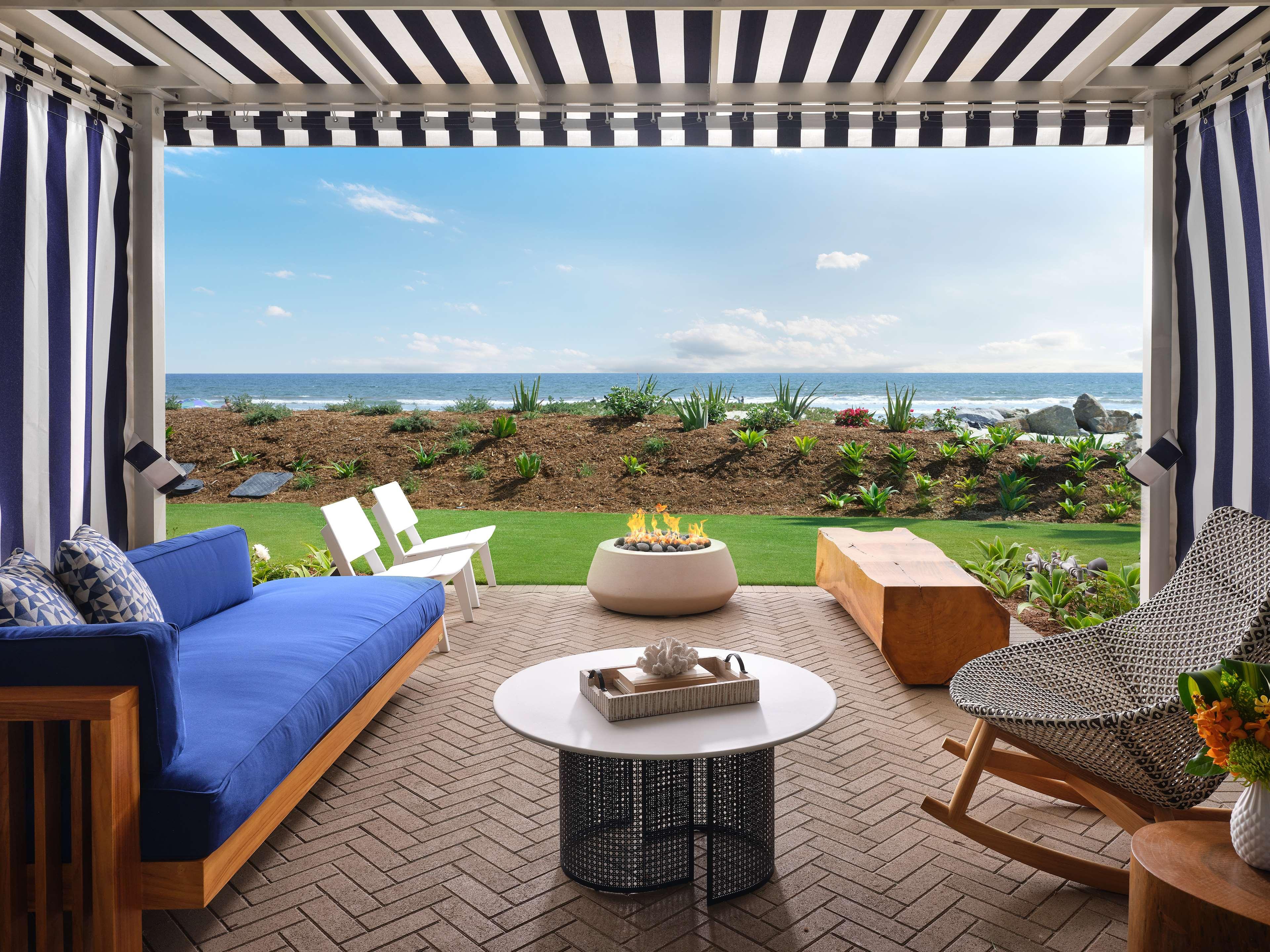 Double or Twin Two Queen Beds