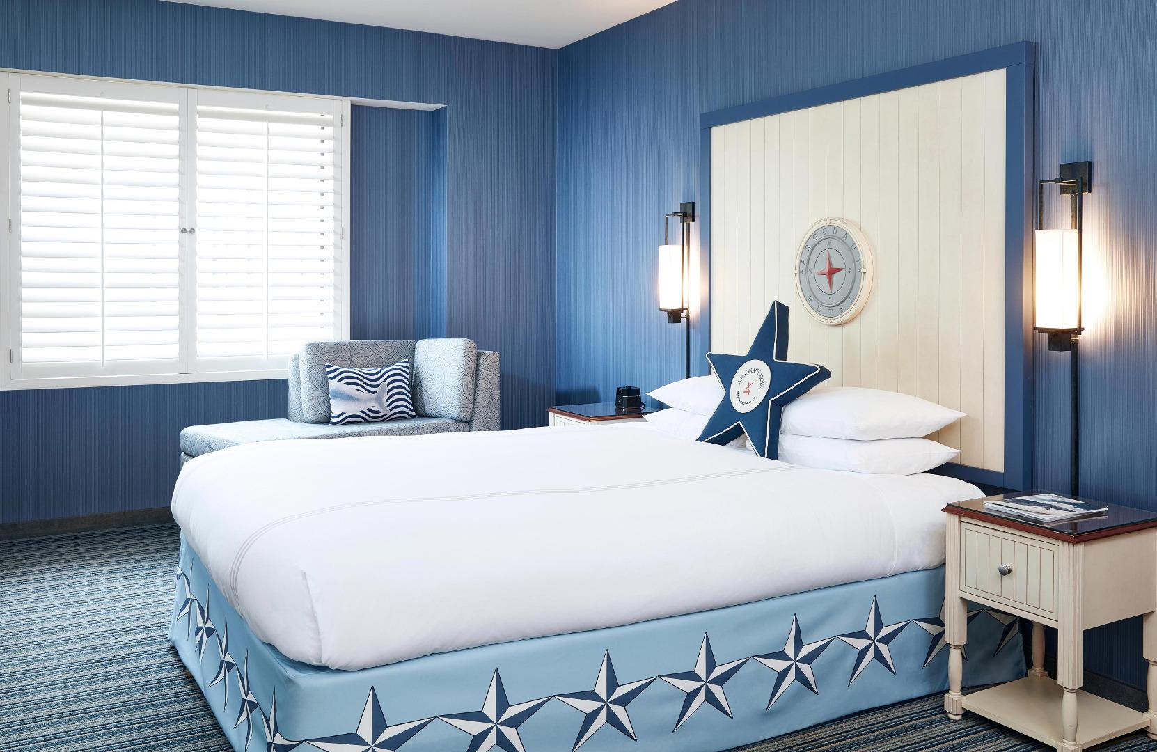 Double Queen Size Bed