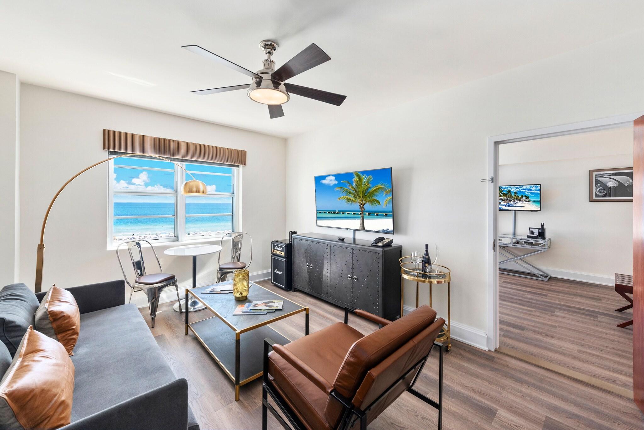 Suite Ocean View Queen Bed