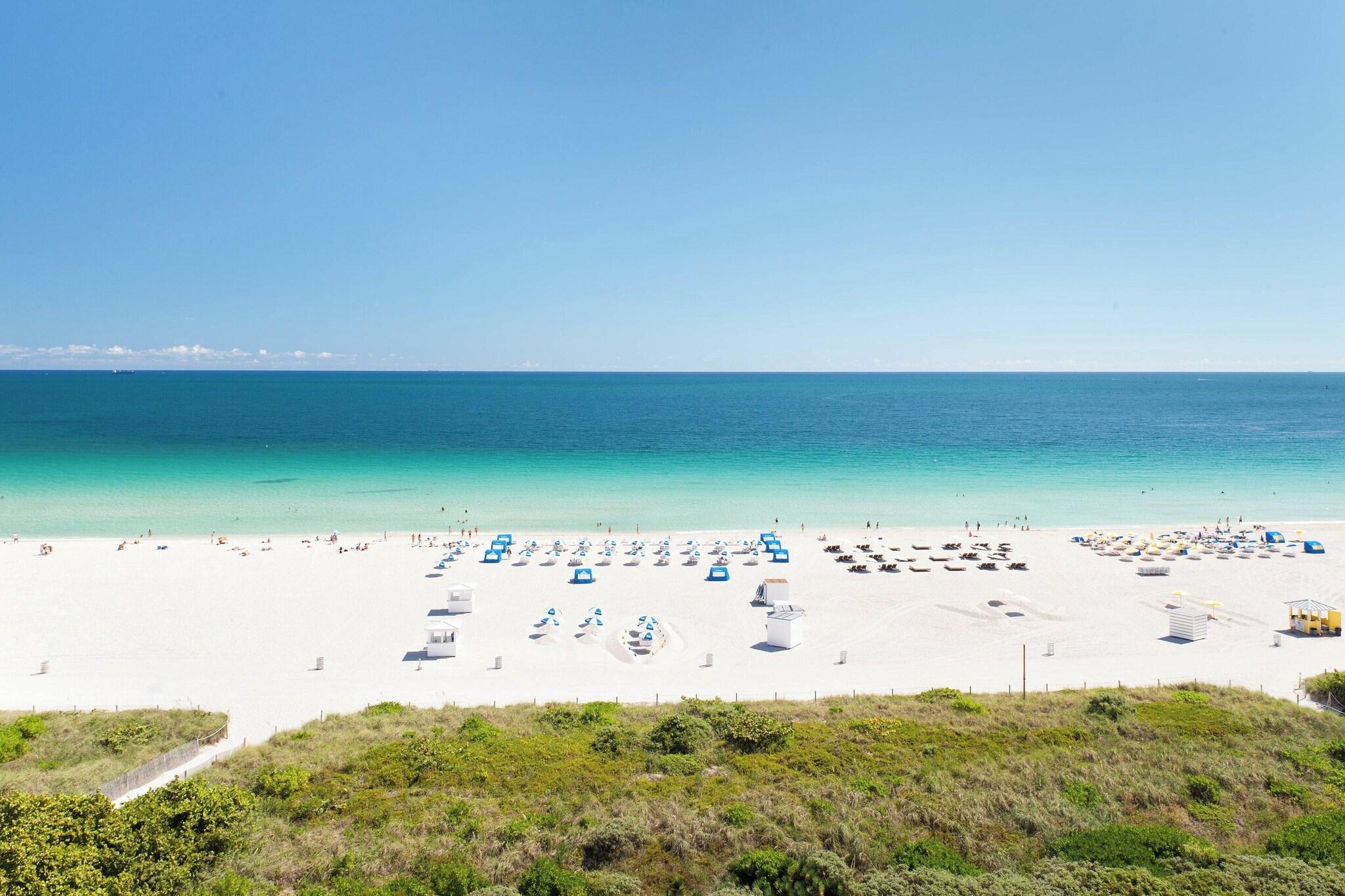 Quadruple Ocean Front Two Double Beds