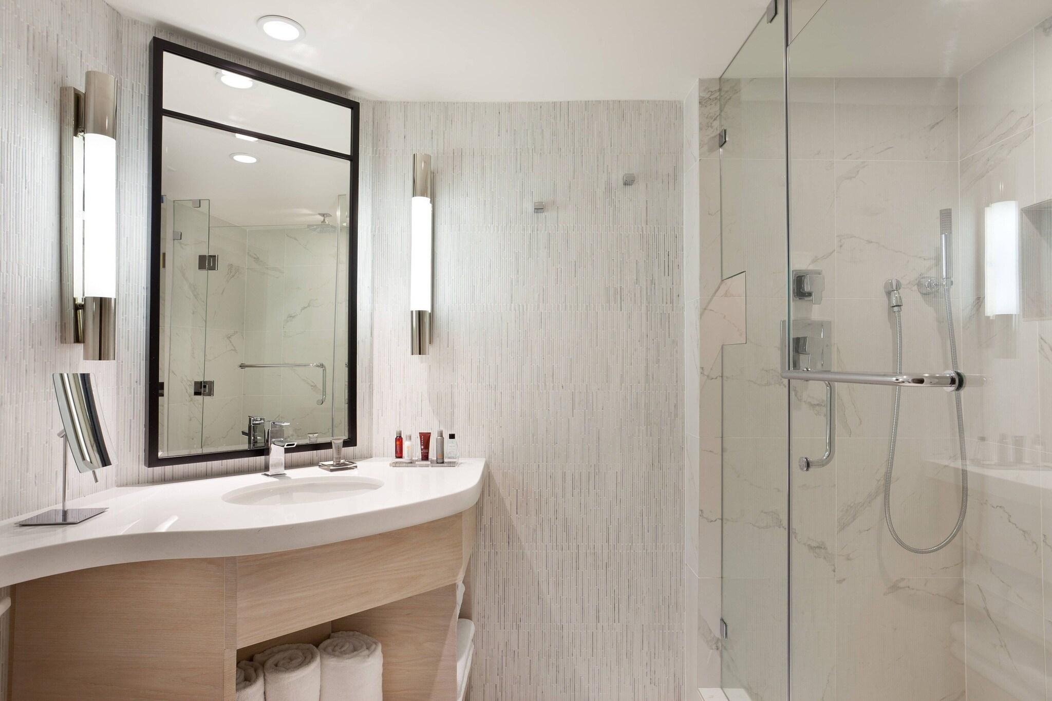 Double Ocean Front Two Double Beds