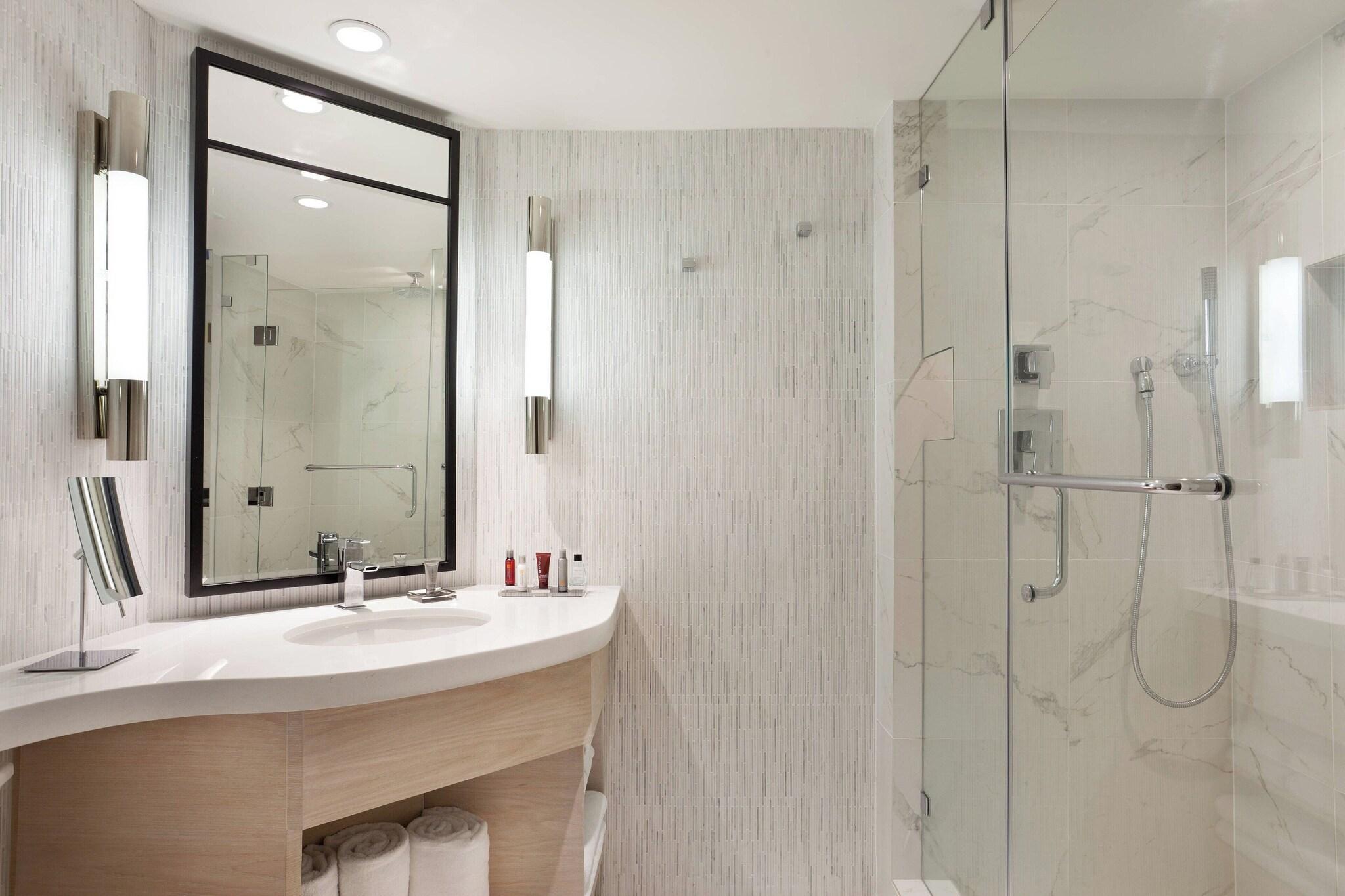 Double Ocean Front Two Double Beds