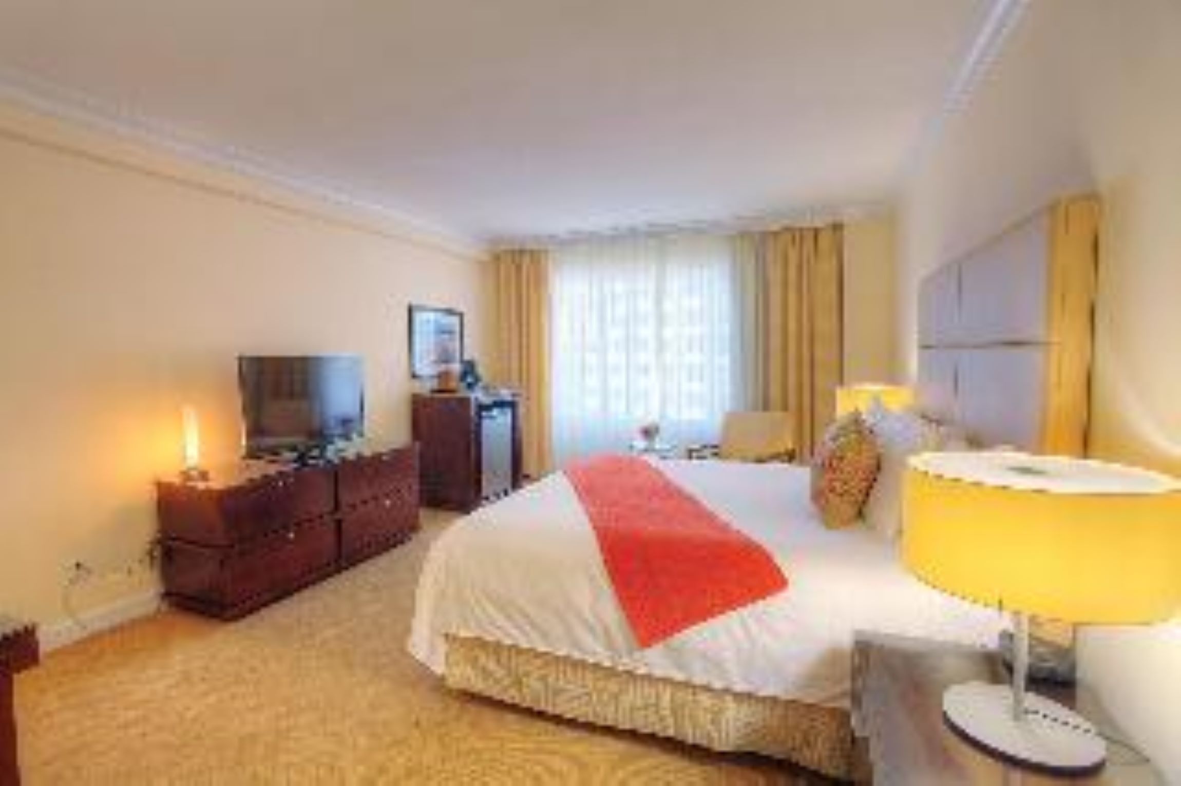 Double King Size Bed