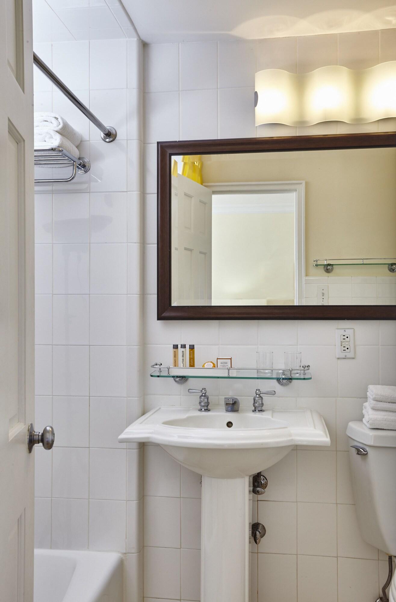 Room Partial Ocean View Two Double Beds