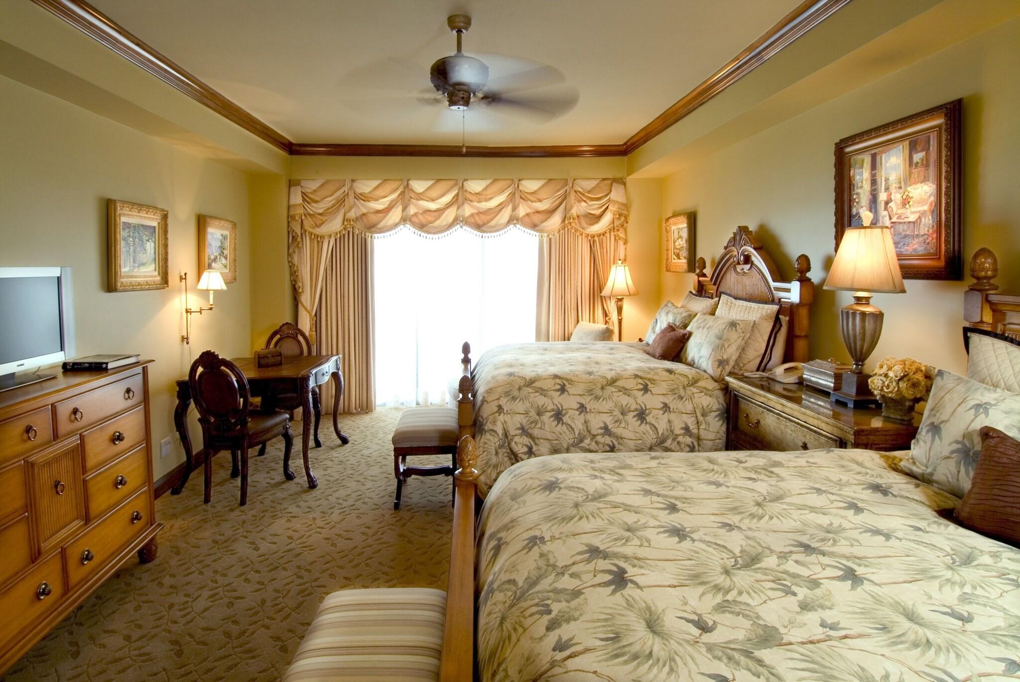 Suite with Kitchenette