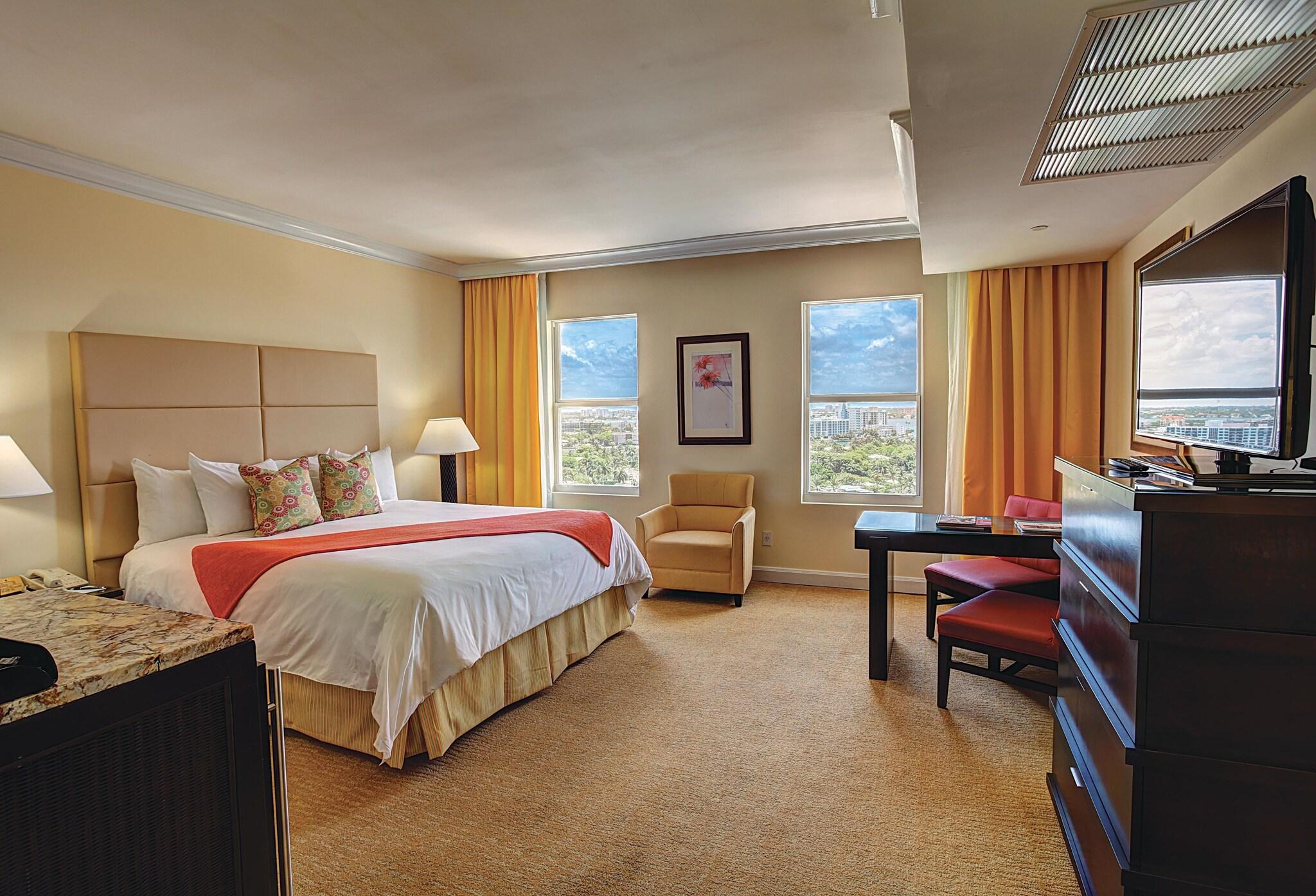 Double Bay View King Bed