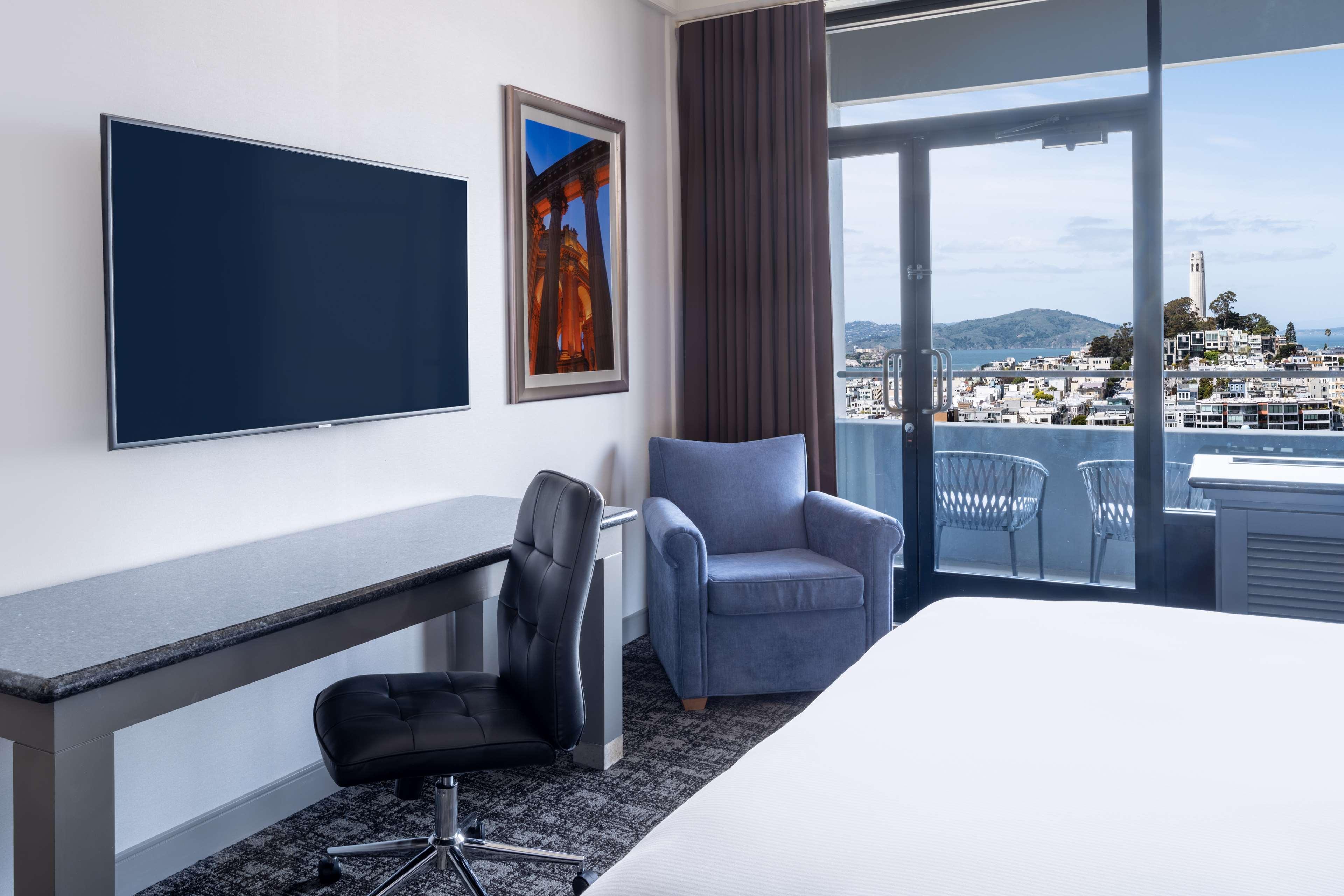 Double Executive King Bed