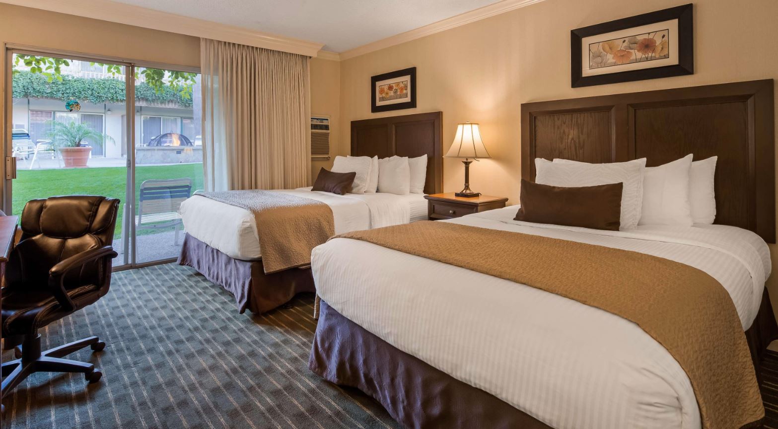 Double Two Queen Beds