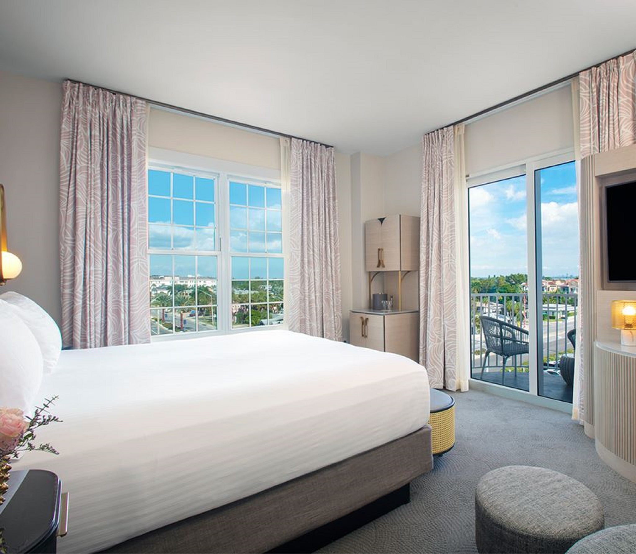 Junior Suite with Balcony