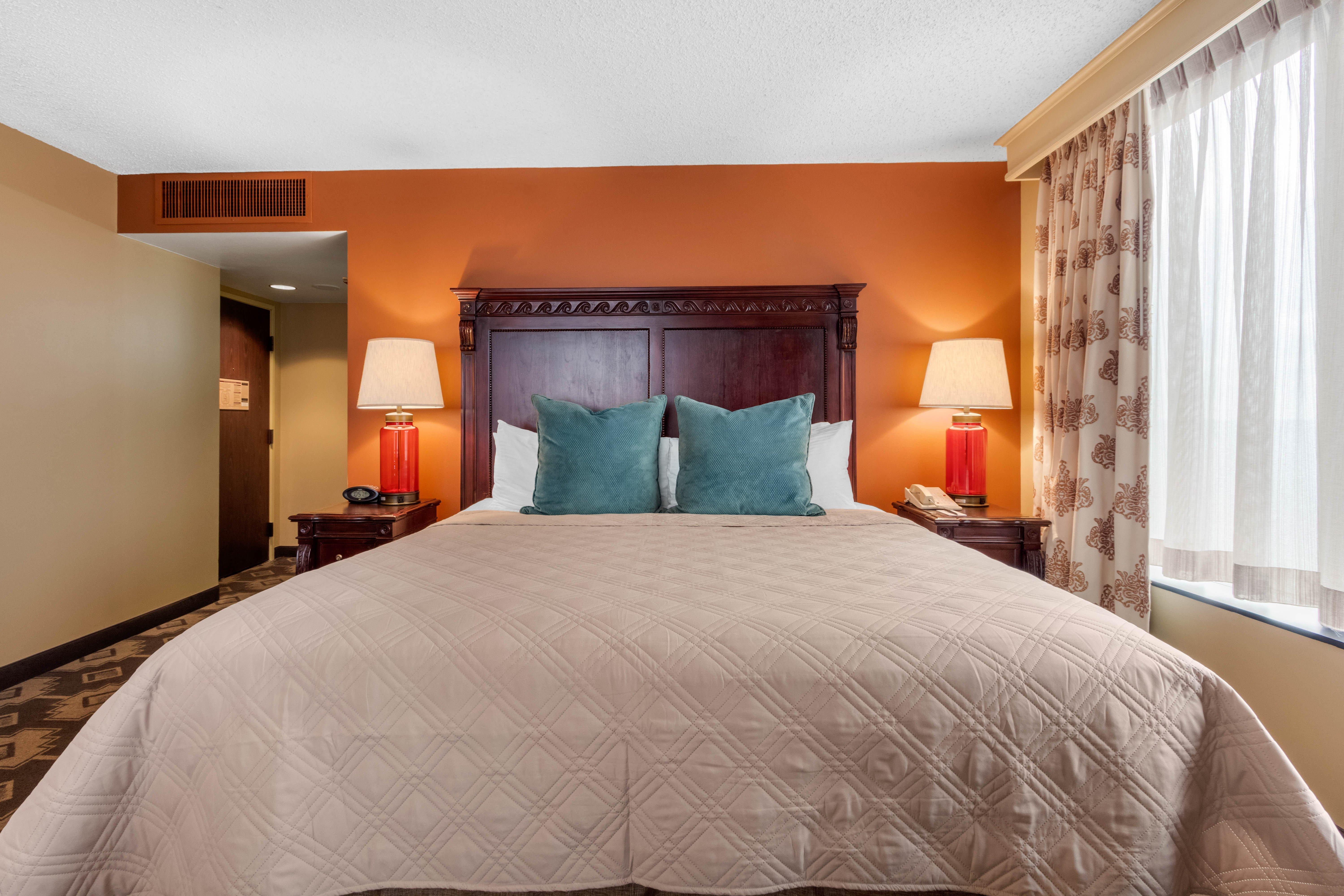 Double Deluxe King Bed