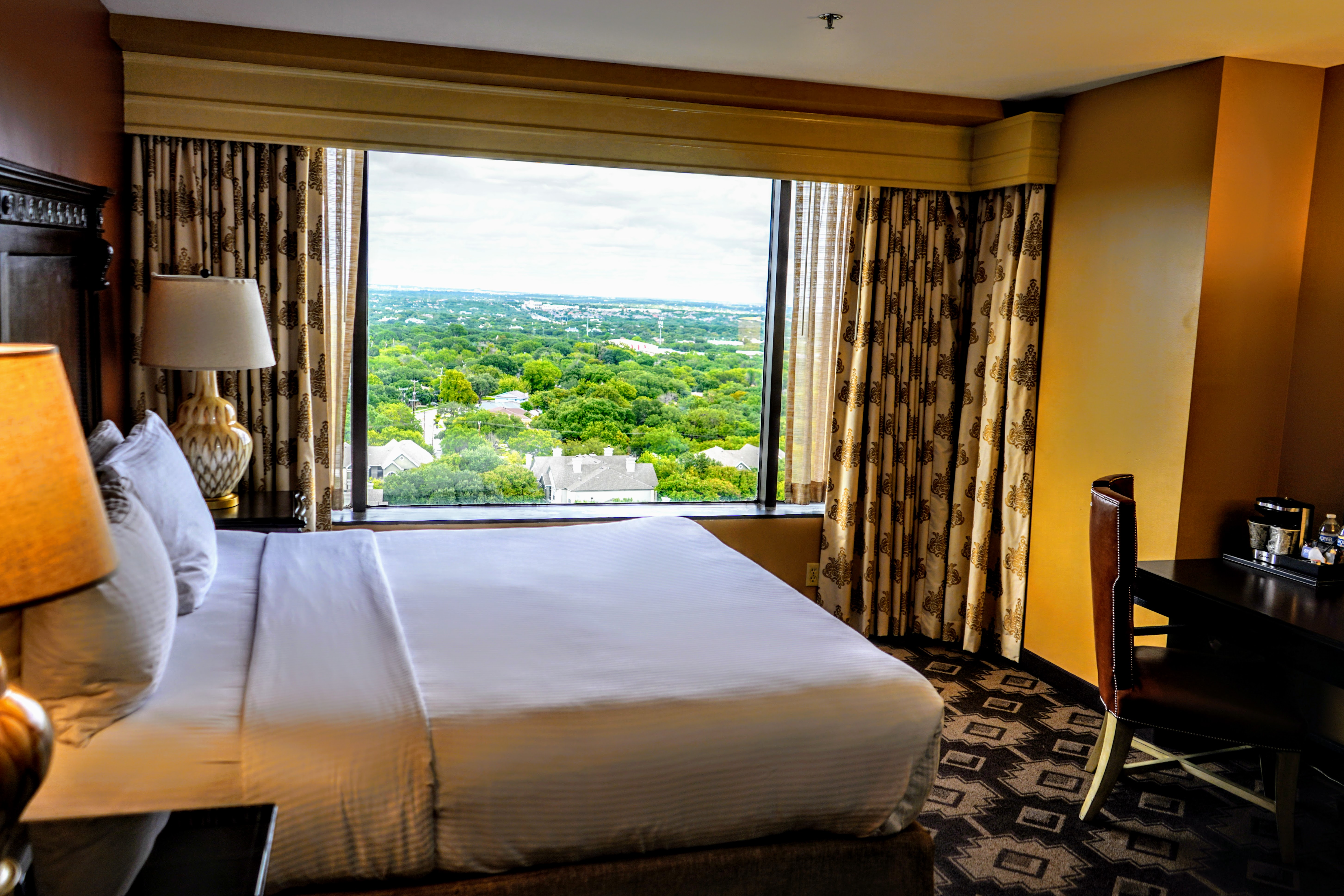 Double Deluxe King Bed