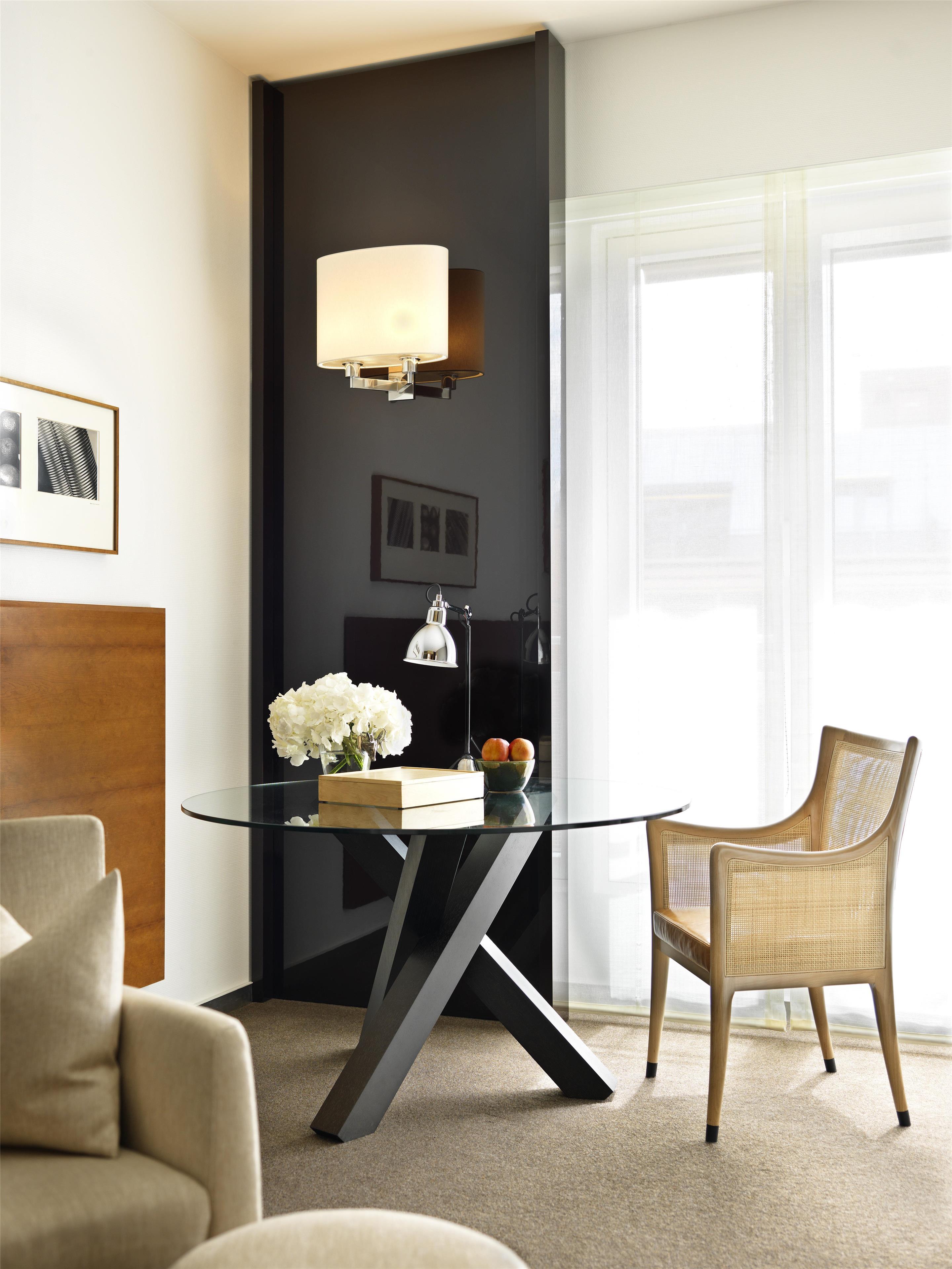 Double City View King Bed