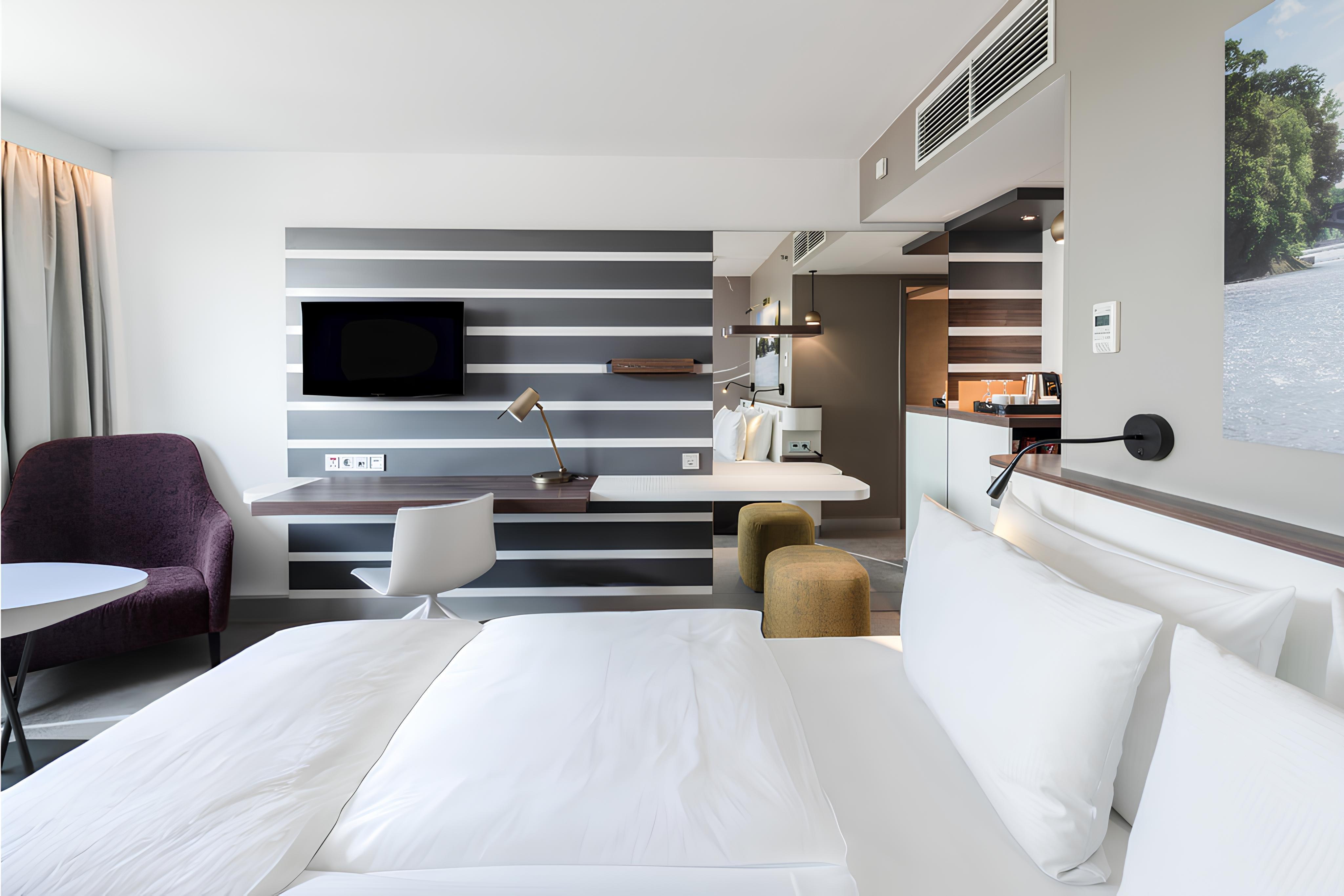 Double Premium City View