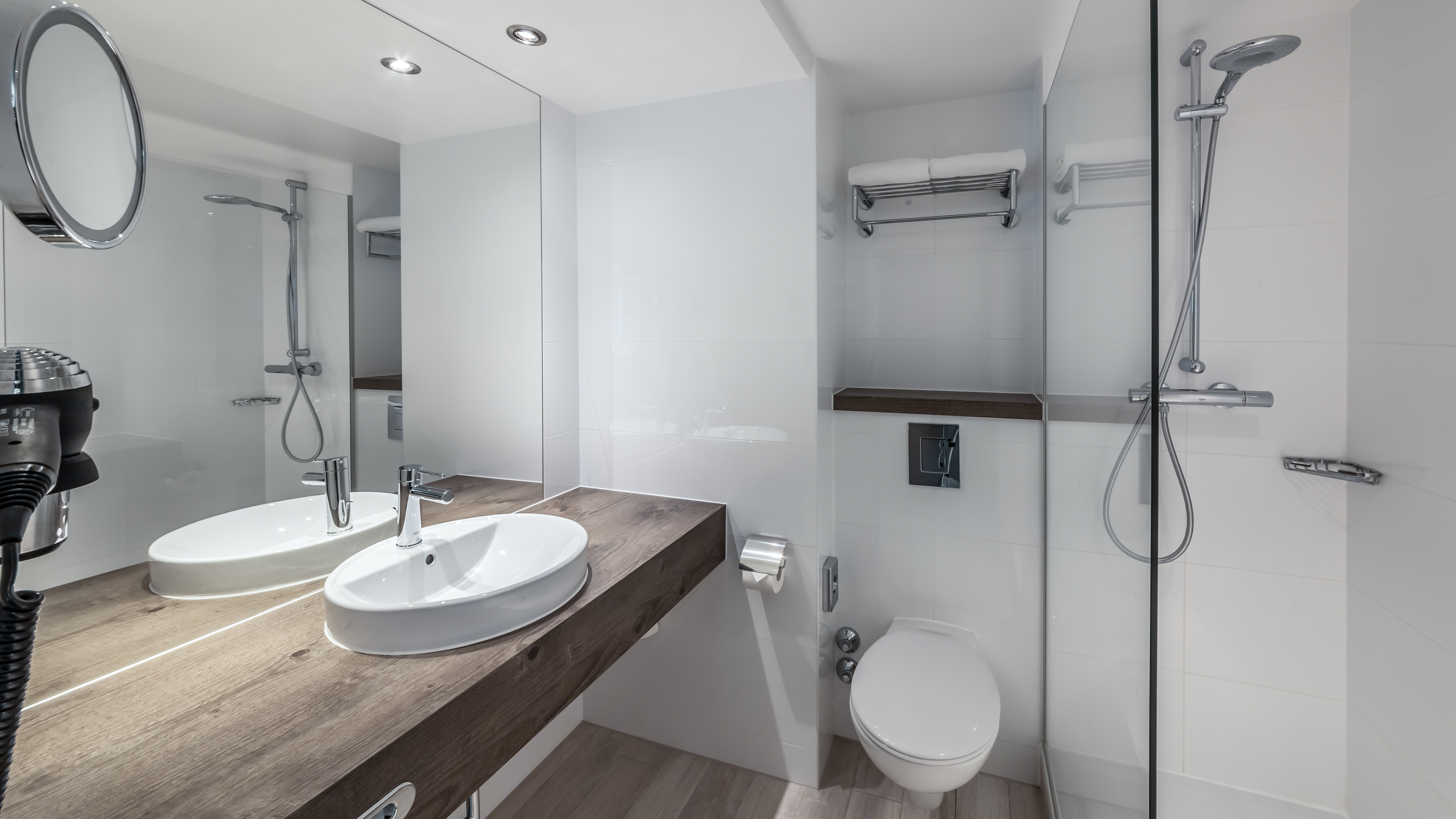 Double Premium Queen Bed