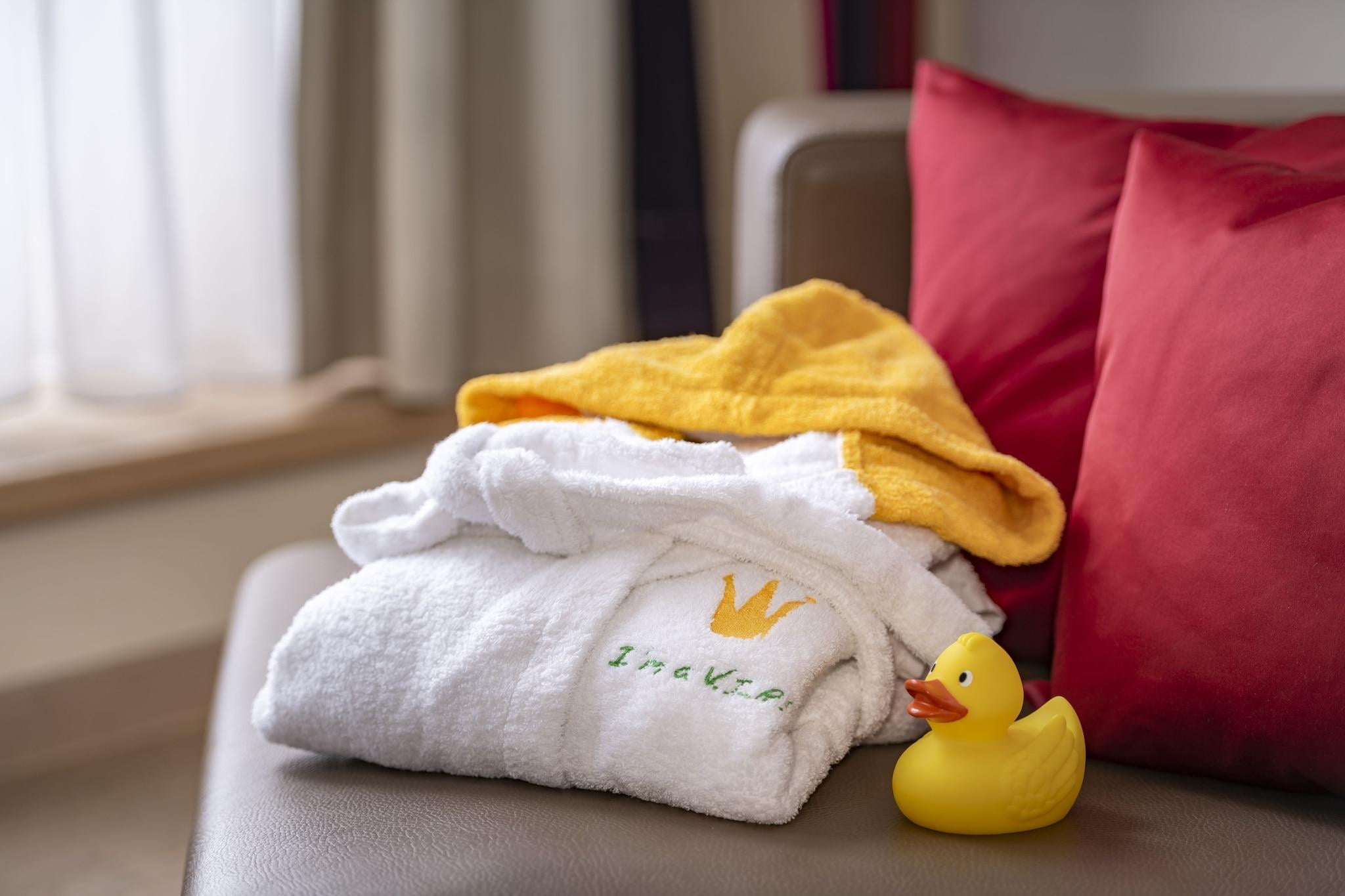 Junior Suite King Bed One Bedroom 