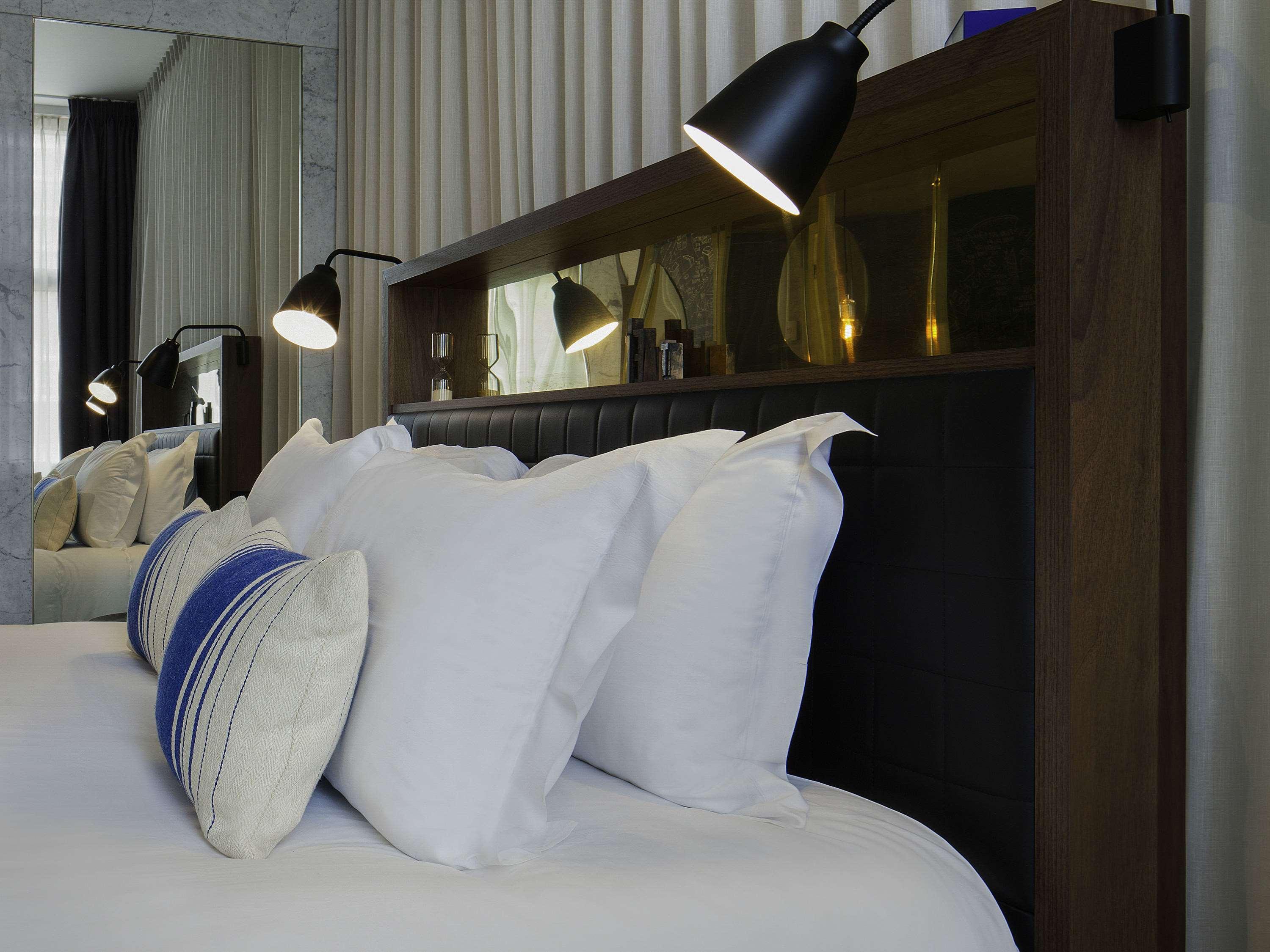 Junior Suite King Size Bed