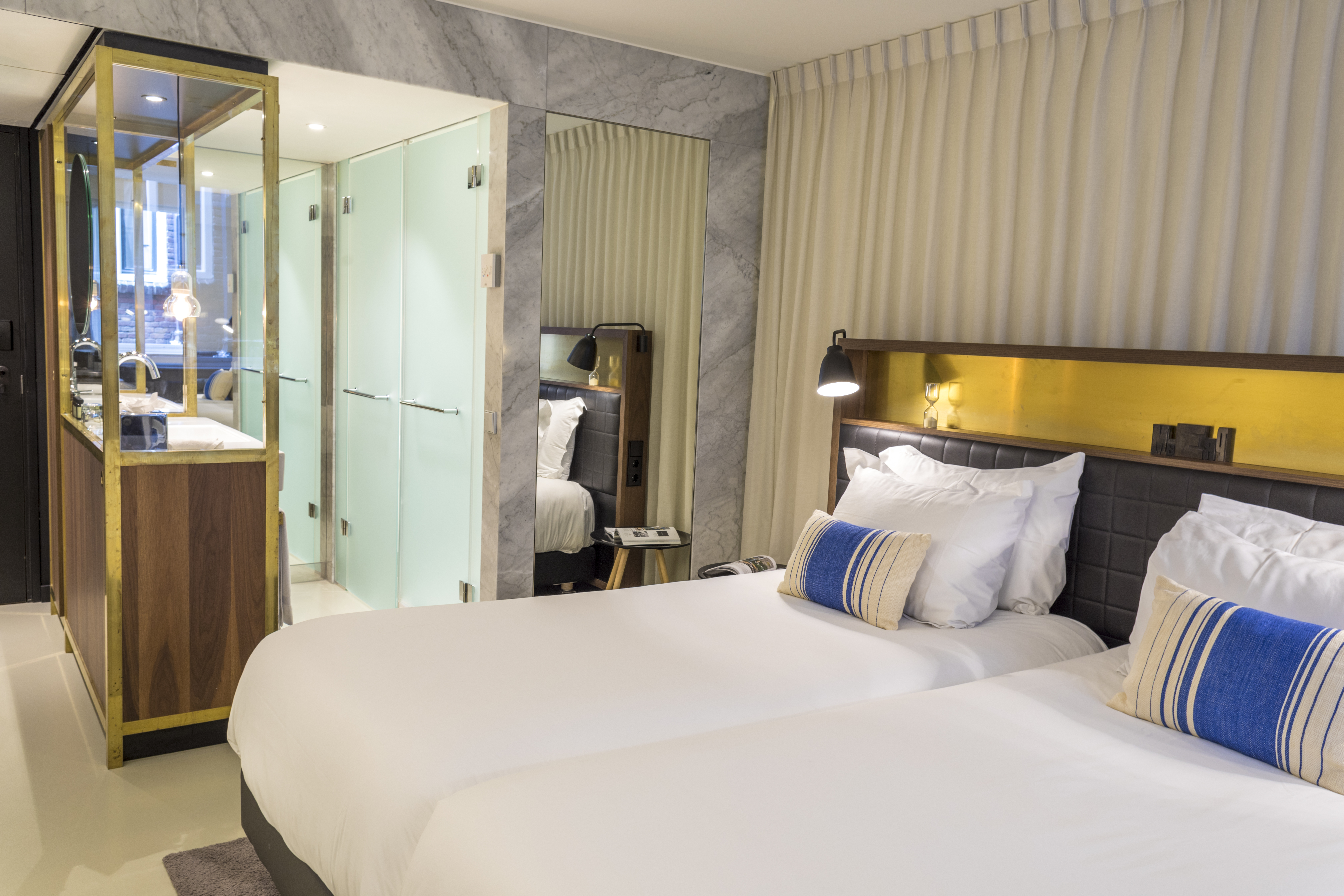 Double Single Superior