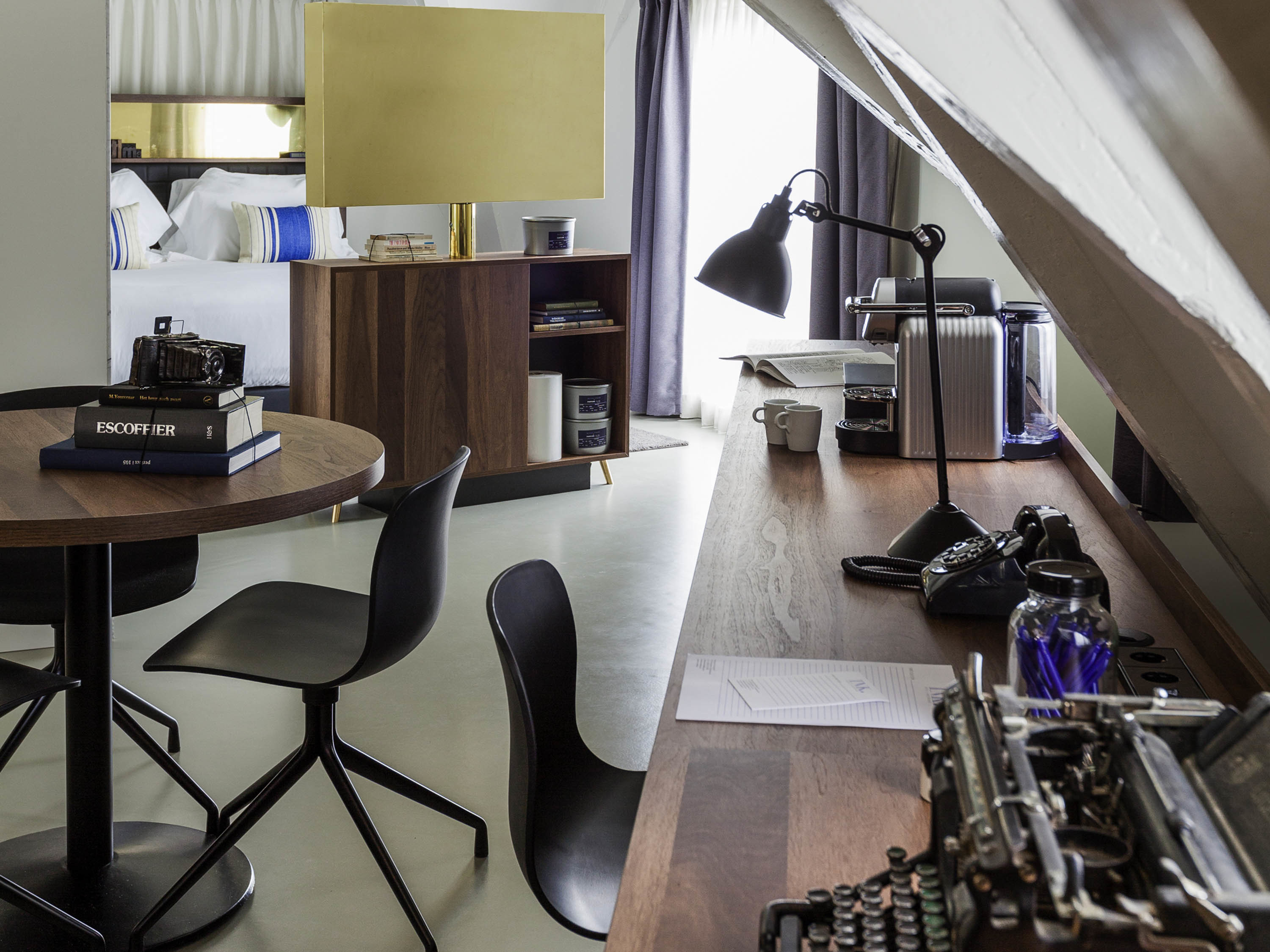 Suite Deluxe King Bed