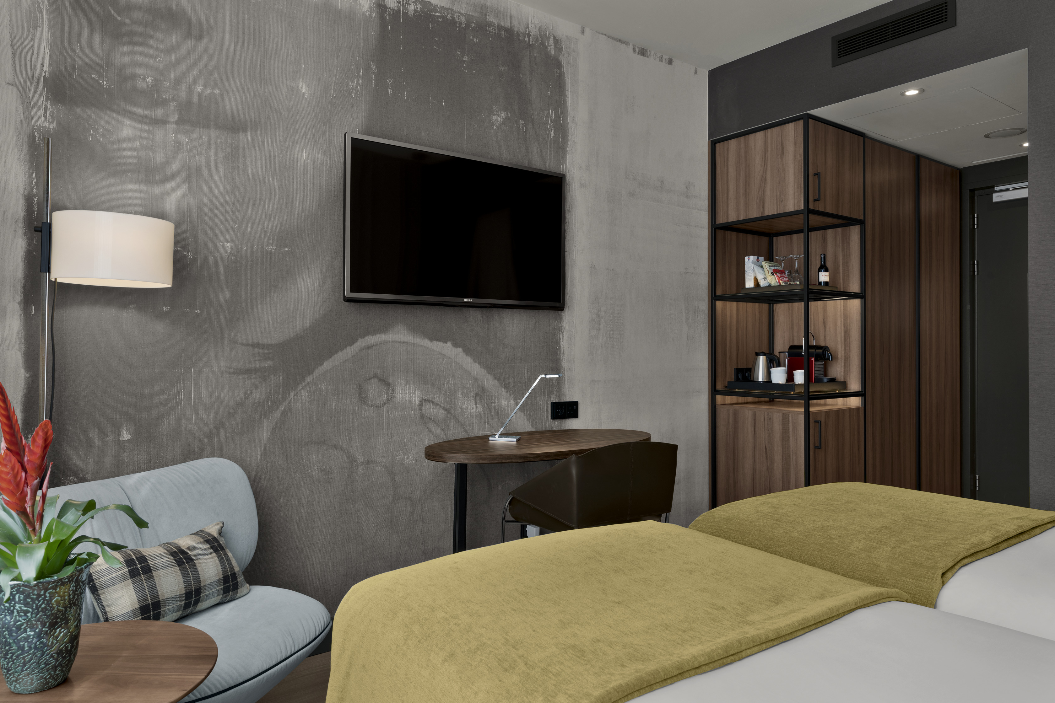 Double Superior with Views