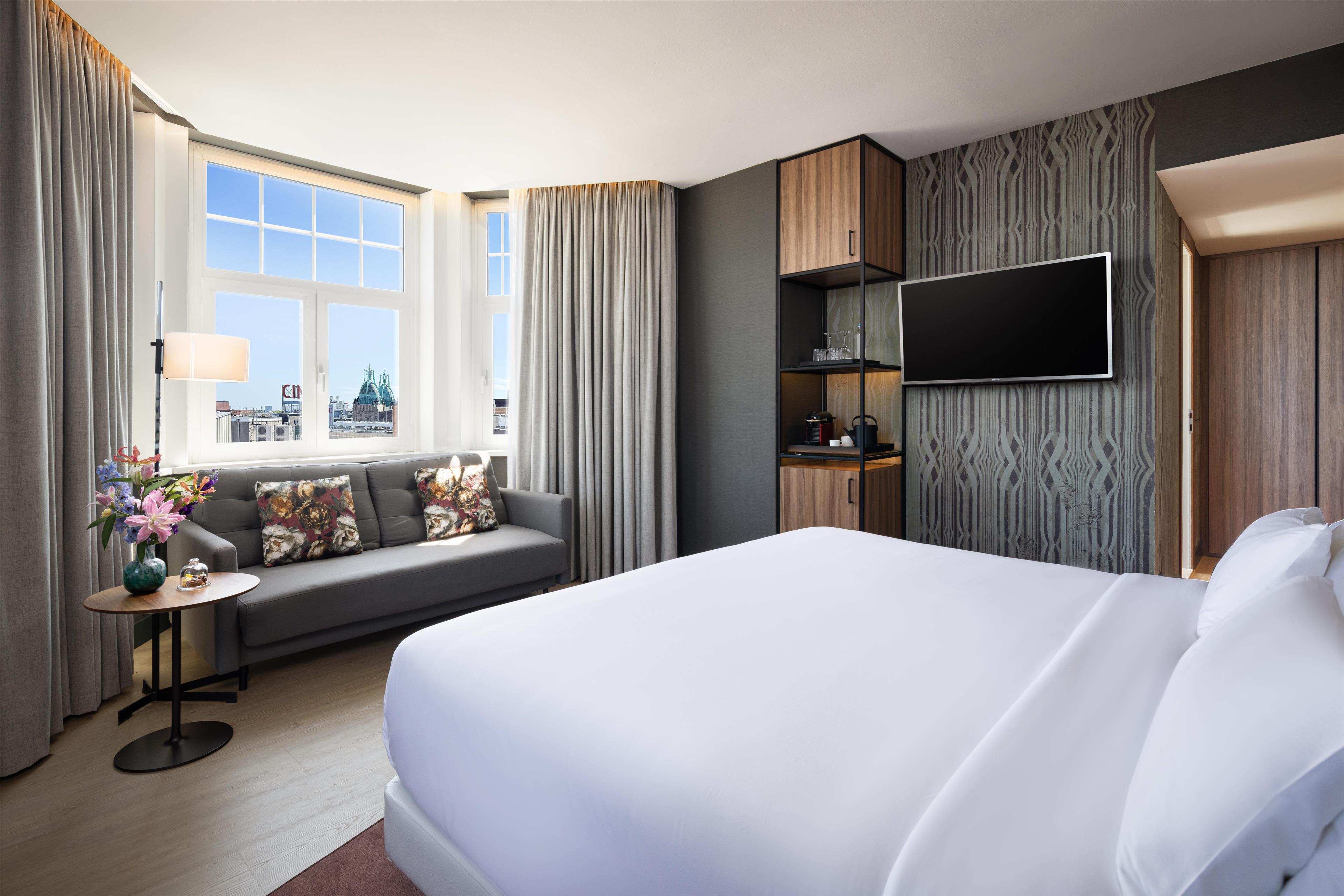 Junior Suite with Views