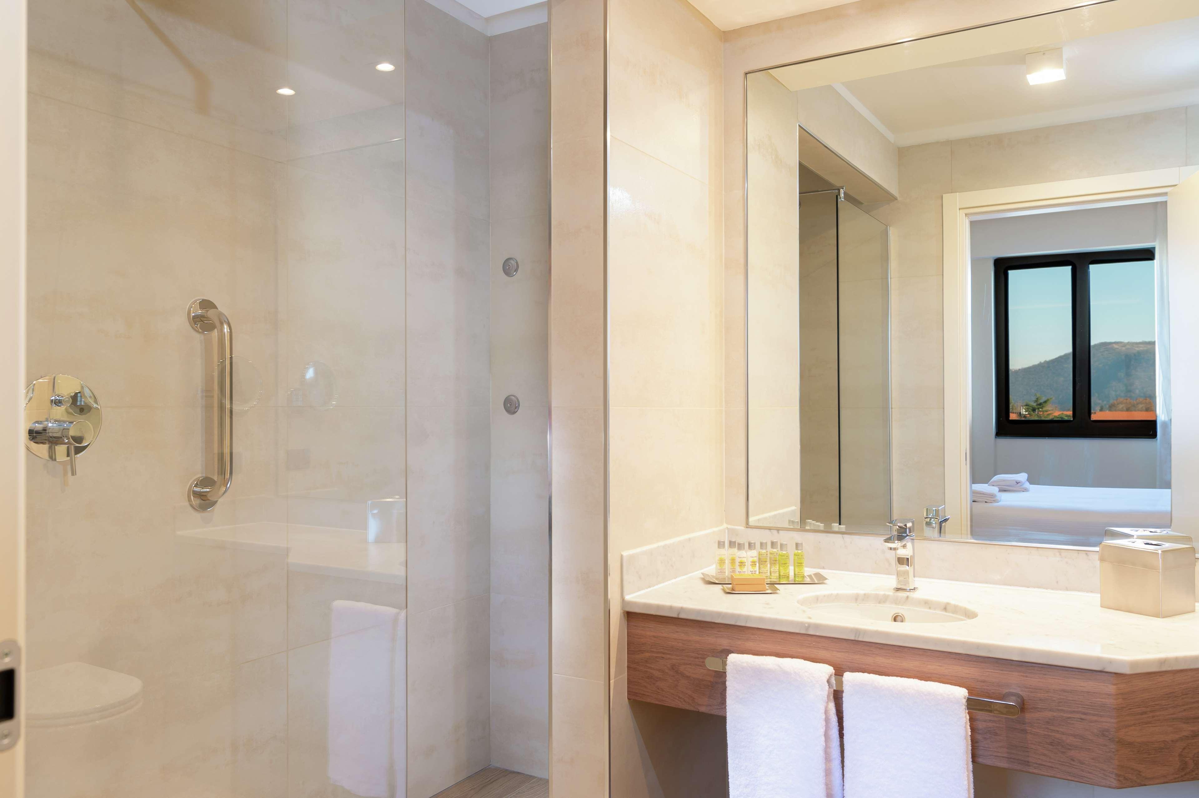 Junior Suite King Size Bed