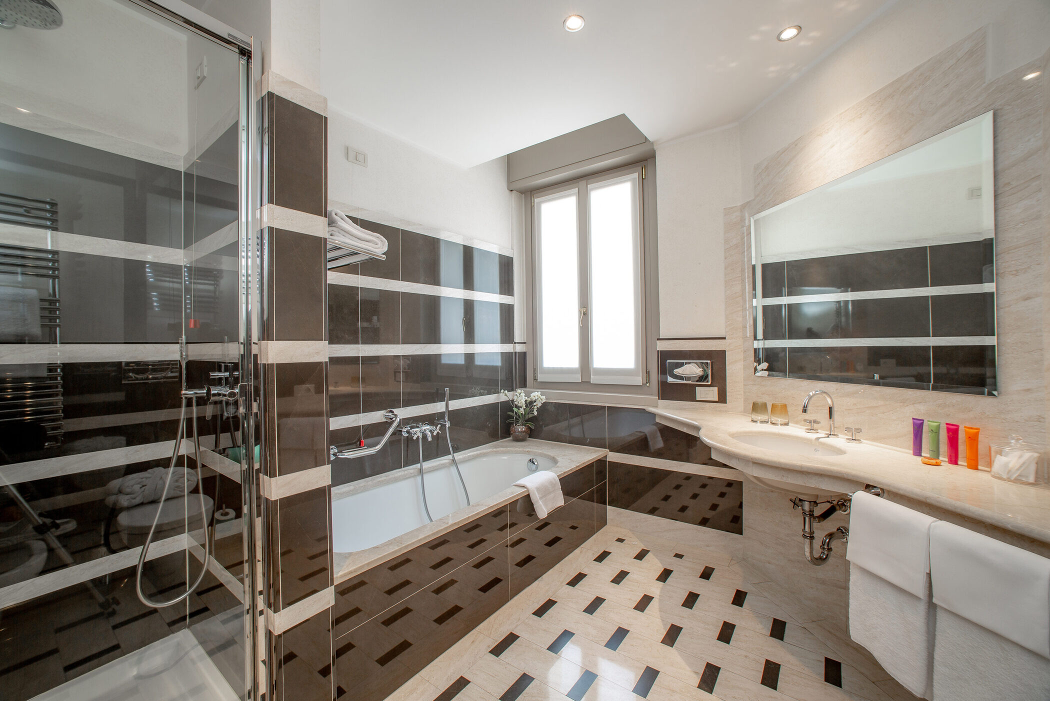 Junior Suite Lake View