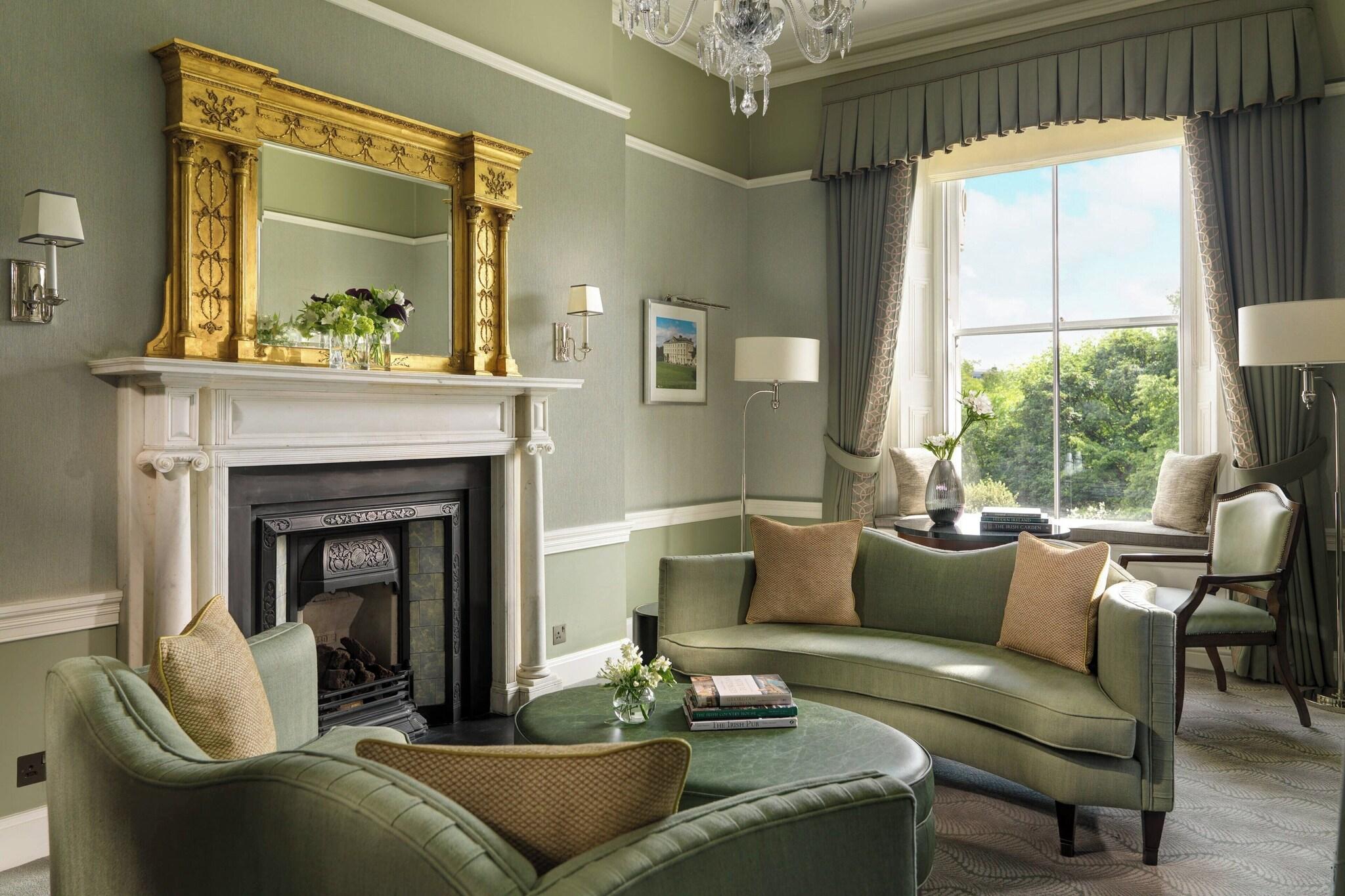 Suite King Bed One Bedroom 