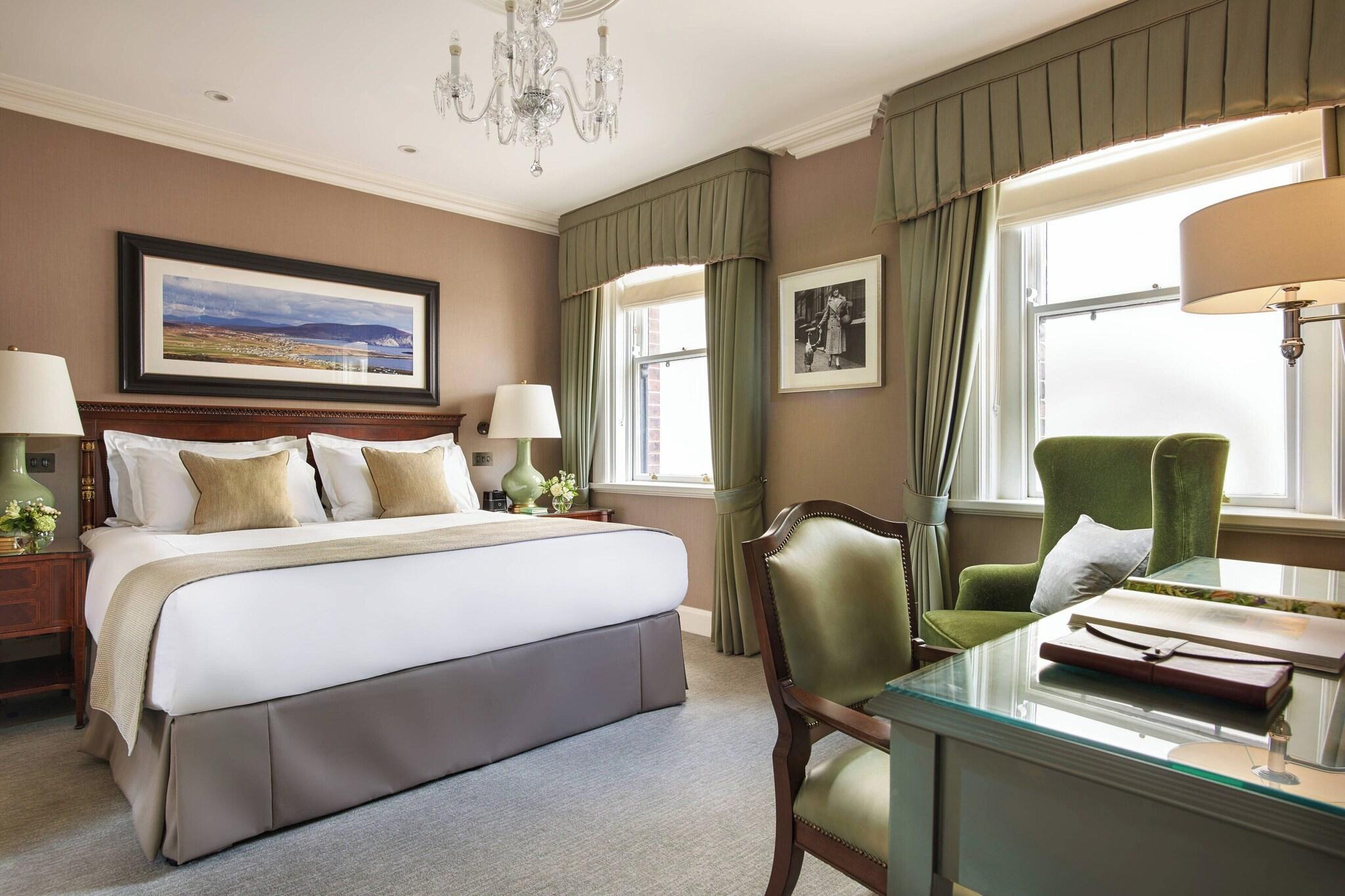 Suite One Bedroom with Views